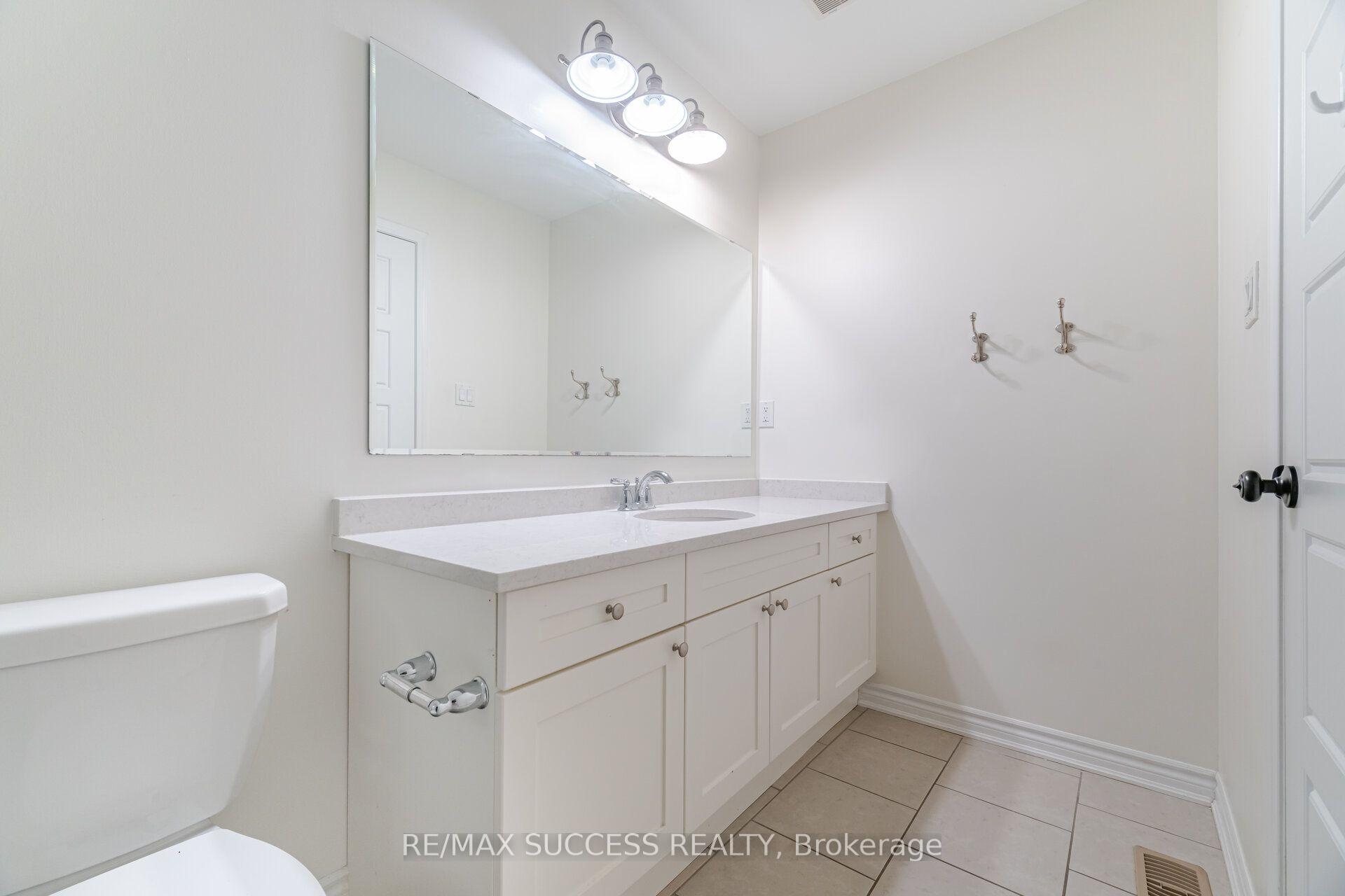 Photo 37 of 28 Pickett Place, Cambridge, Preston Heights — HOMEH