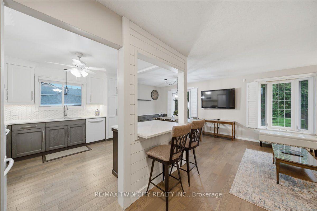 Photo 6 of 76 Enfield Crescent, Brantford, Lynden Hills — HOMEH