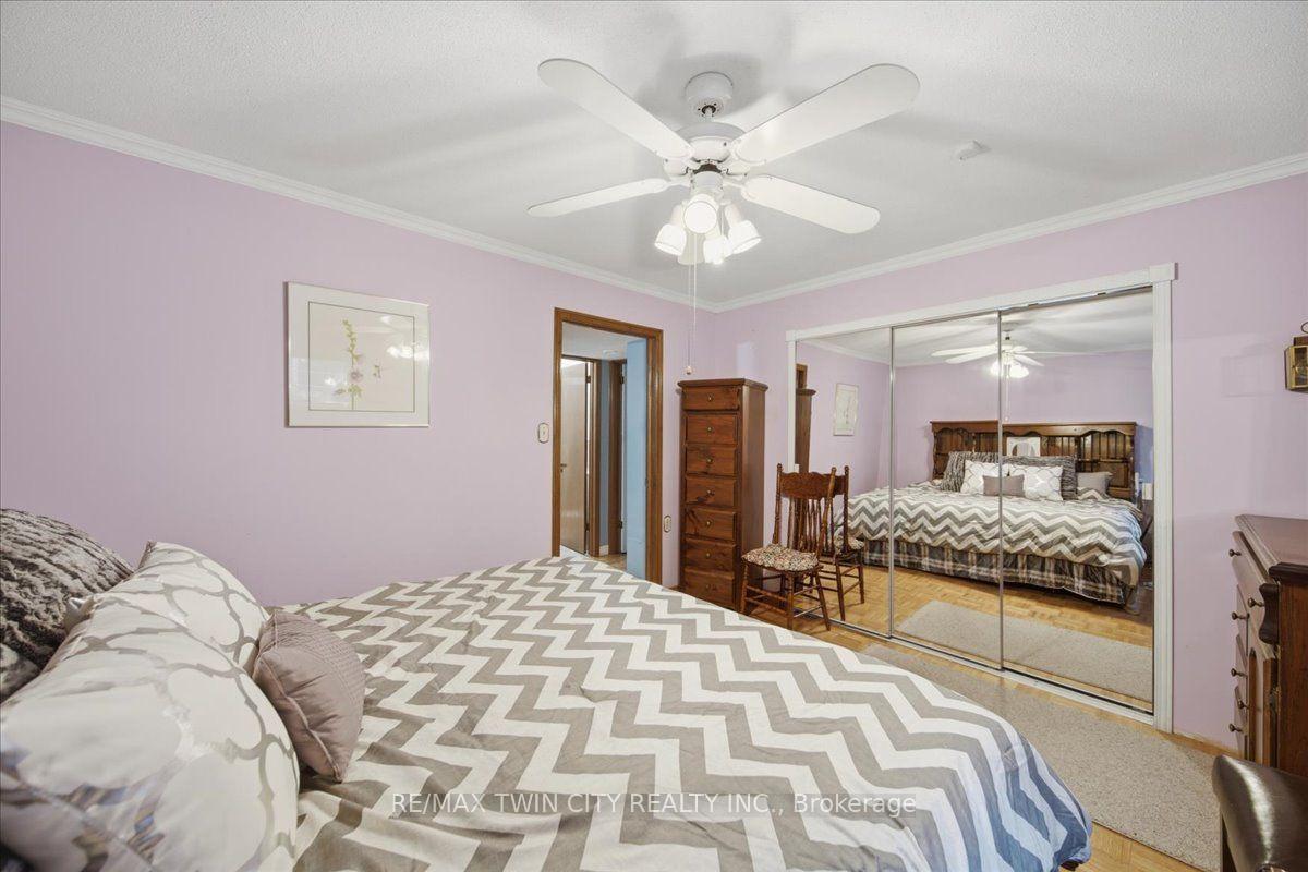 Photo 25 of 76 Enfield Crescent, Brantford, Lynden Hills — HOMEH