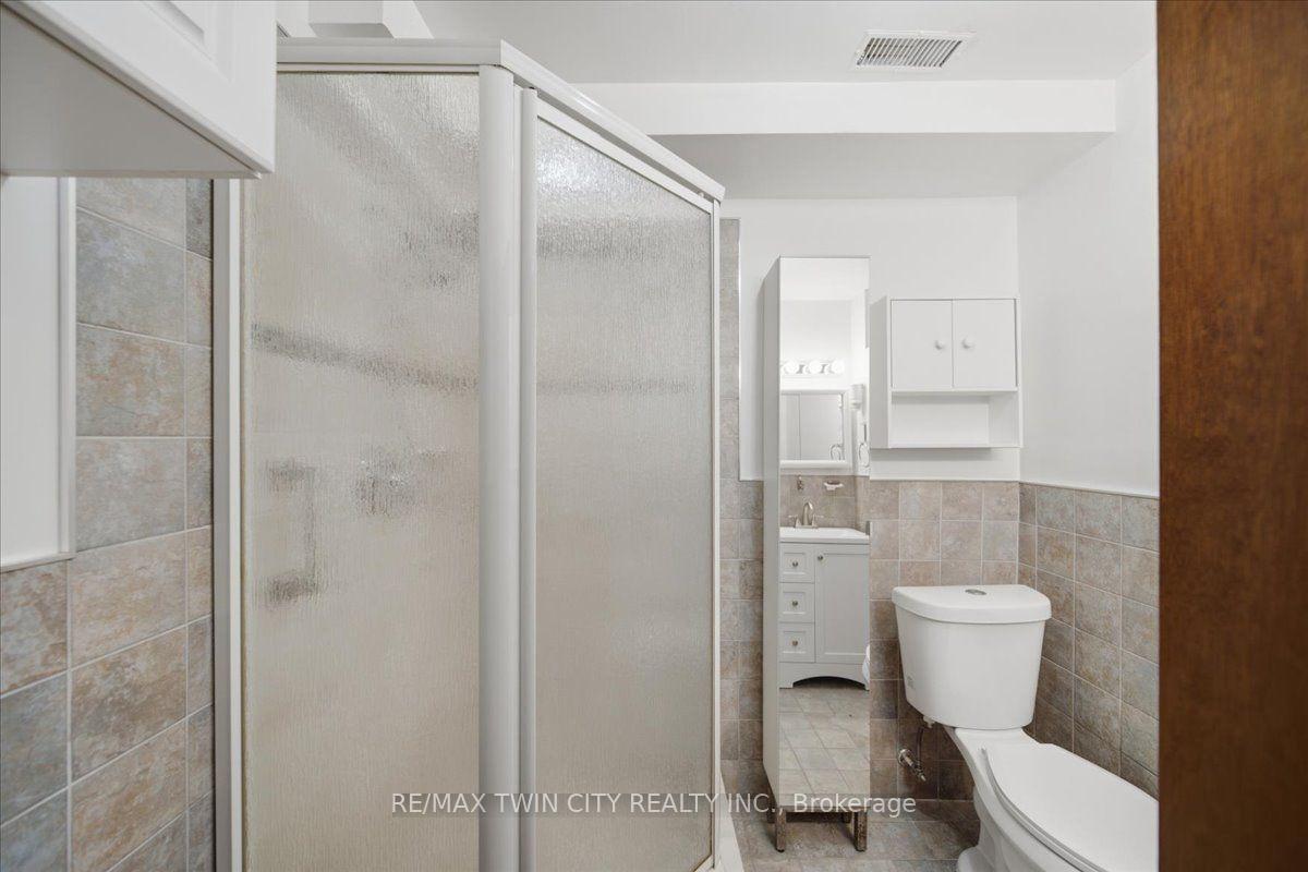 Photo 27 of 76 Enfield Crescent, Brantford, Lynden Hills — HOMEH