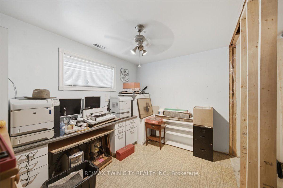 Photo 28 of 76 Enfield Crescent, Brantford, Lynden Hills — HOMEH