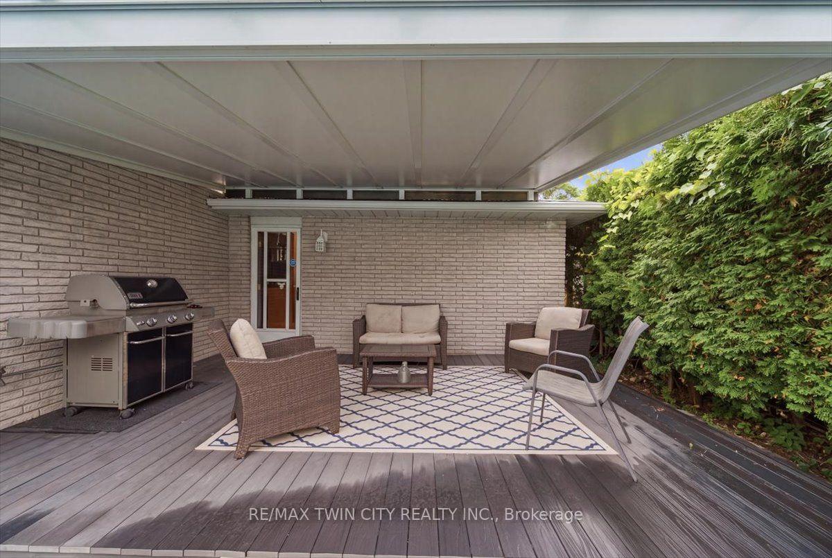 Photo 30 of 76 Enfield Crescent, Brantford, Lynden Hills — HOMEH