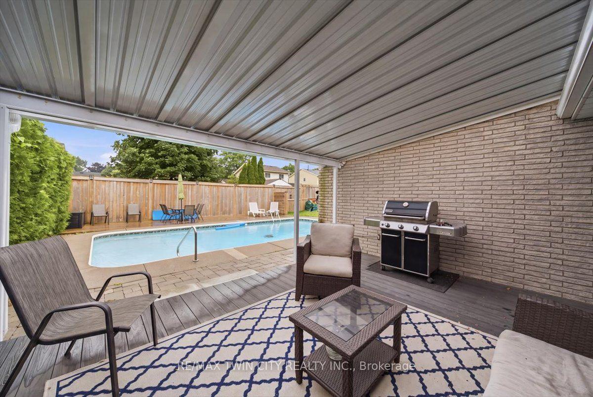 Photo 31 of 76 Enfield Crescent, Brantford, Lynden Hills — HOMEH