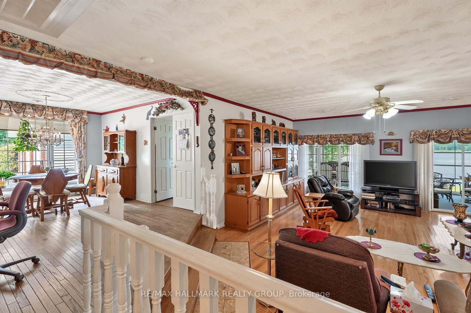 Photo 22 of 1651 Regional Rd 174 Highway, Ottawa, Camelot — HOMEH