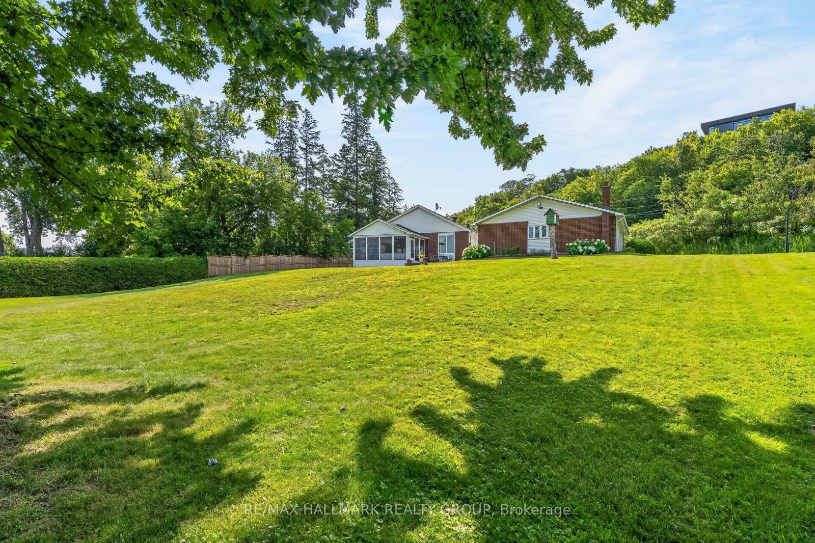 Photo 42 of 1651 Regional Rd 174 Highway, Ottawa, Camelot — HOMEH
