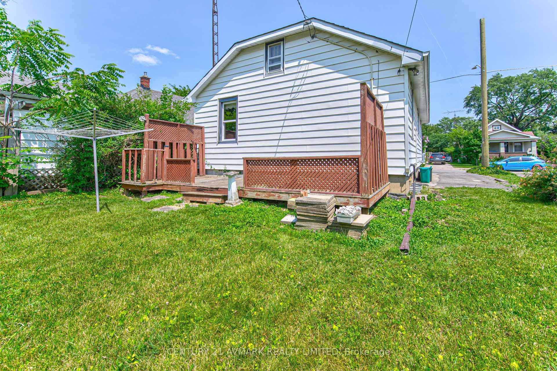 Photo 12 of 104 Highland Avenue, St. Catharines, Old Glenridge — HOMEH