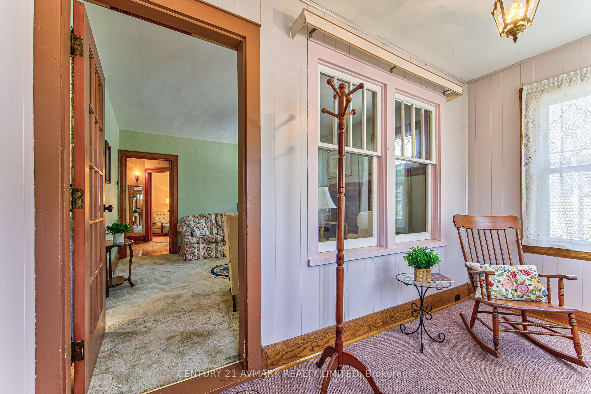 Photo 36 of 104 Highland Avenue, St. Catharines, Old Glenridge — HOMEH