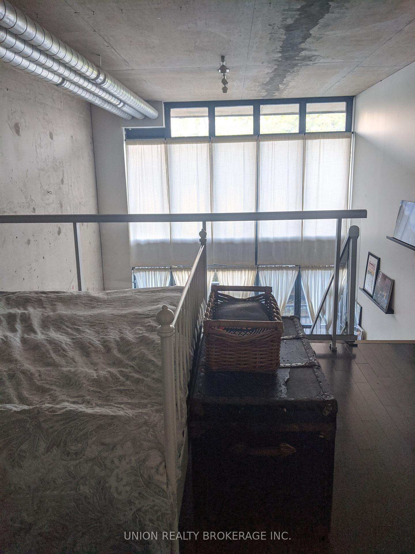 Photo 16 of Unit 105, 369 Sorauren Avenue, Toronto, Roncesvalles — HOMEH
