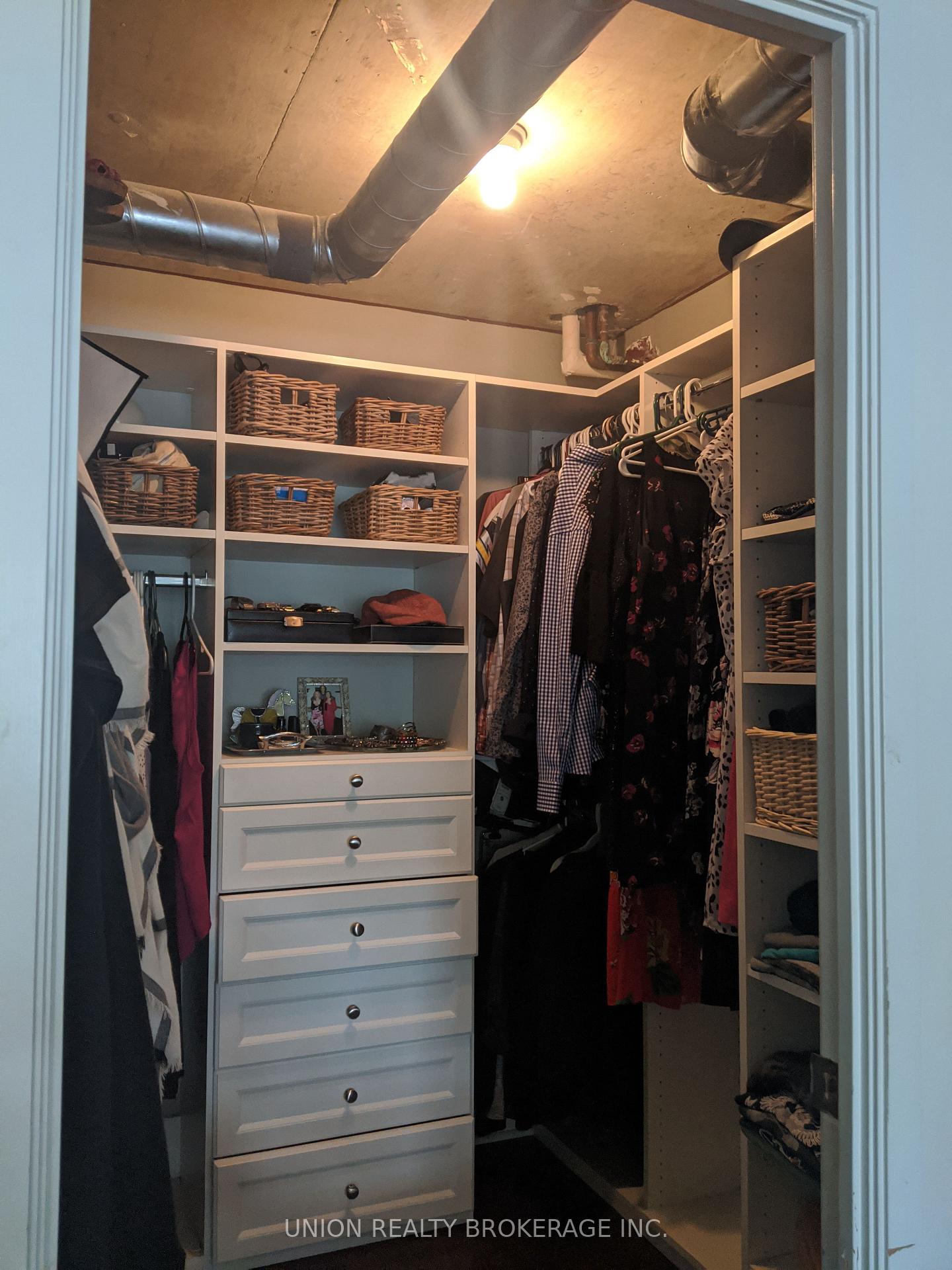 Photo 23 of Unit 105, 369 Sorauren Avenue, Toronto, Roncesvalles — HOMEH