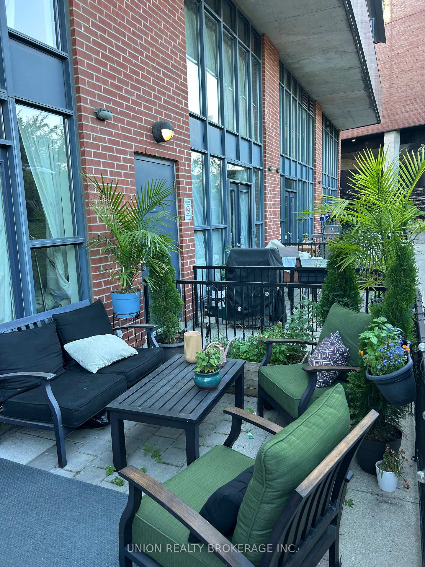 Photo 31 of Unit 105, 369 Sorauren Avenue, Toronto, Roncesvalles — HOMEH