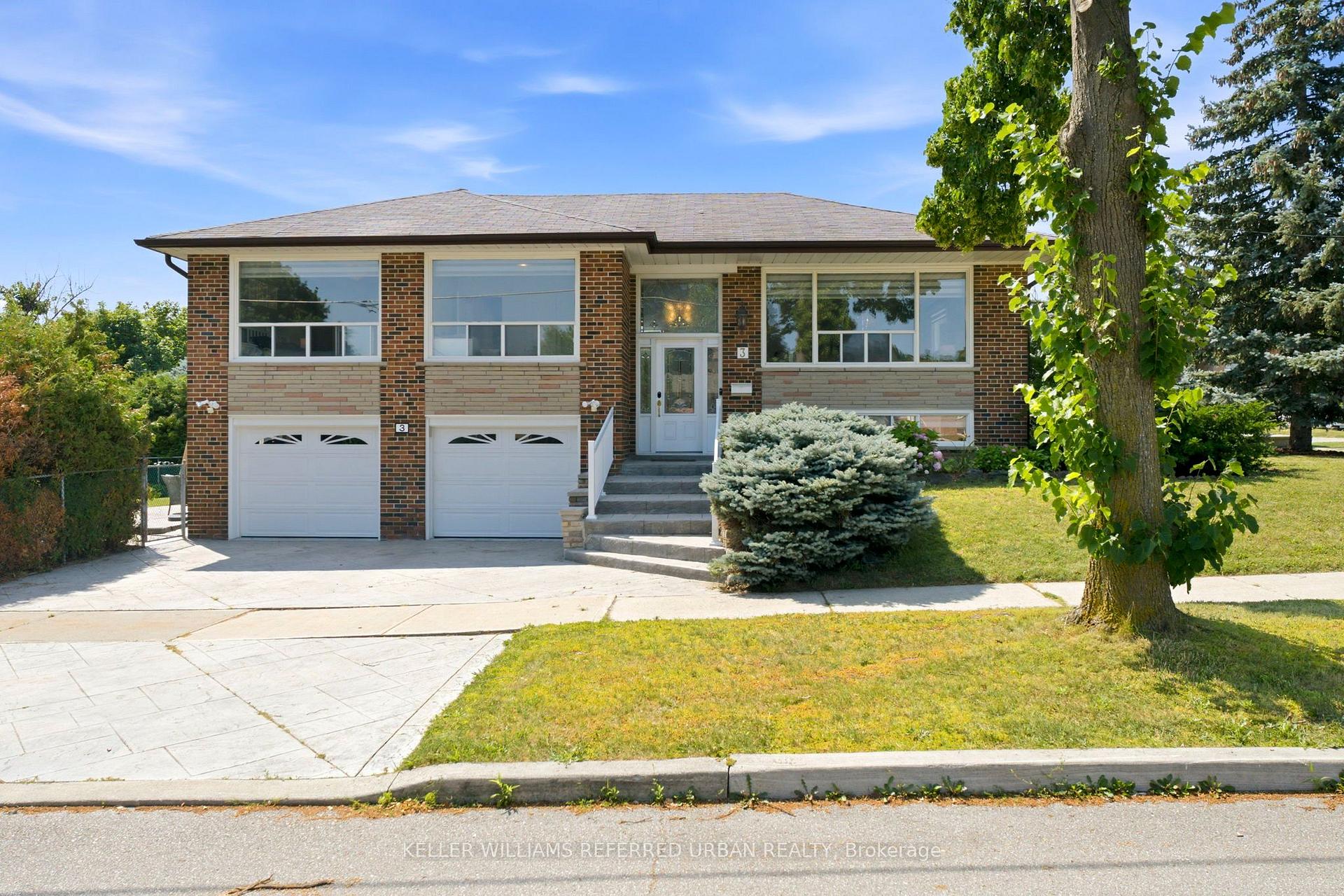 Photo 2 of 3 Brancaster Court, Etobicoke, Eringate-Centennial-West Deane — HOMEH