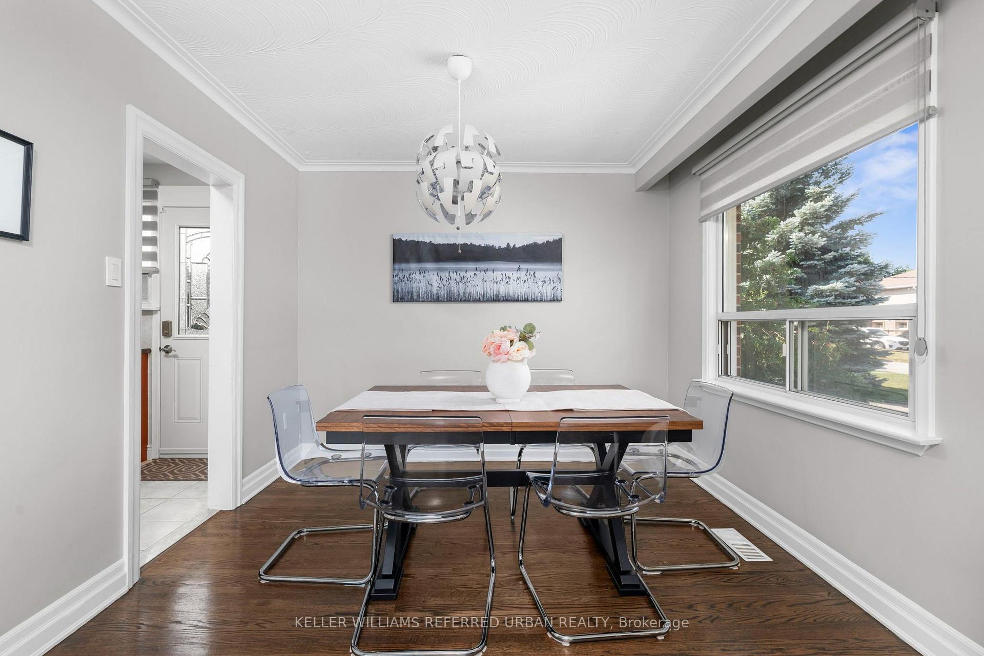 Photo 13 of 3 Brancaster Court, Etobicoke, Eringate-Centennial-West Deane — HOMEH