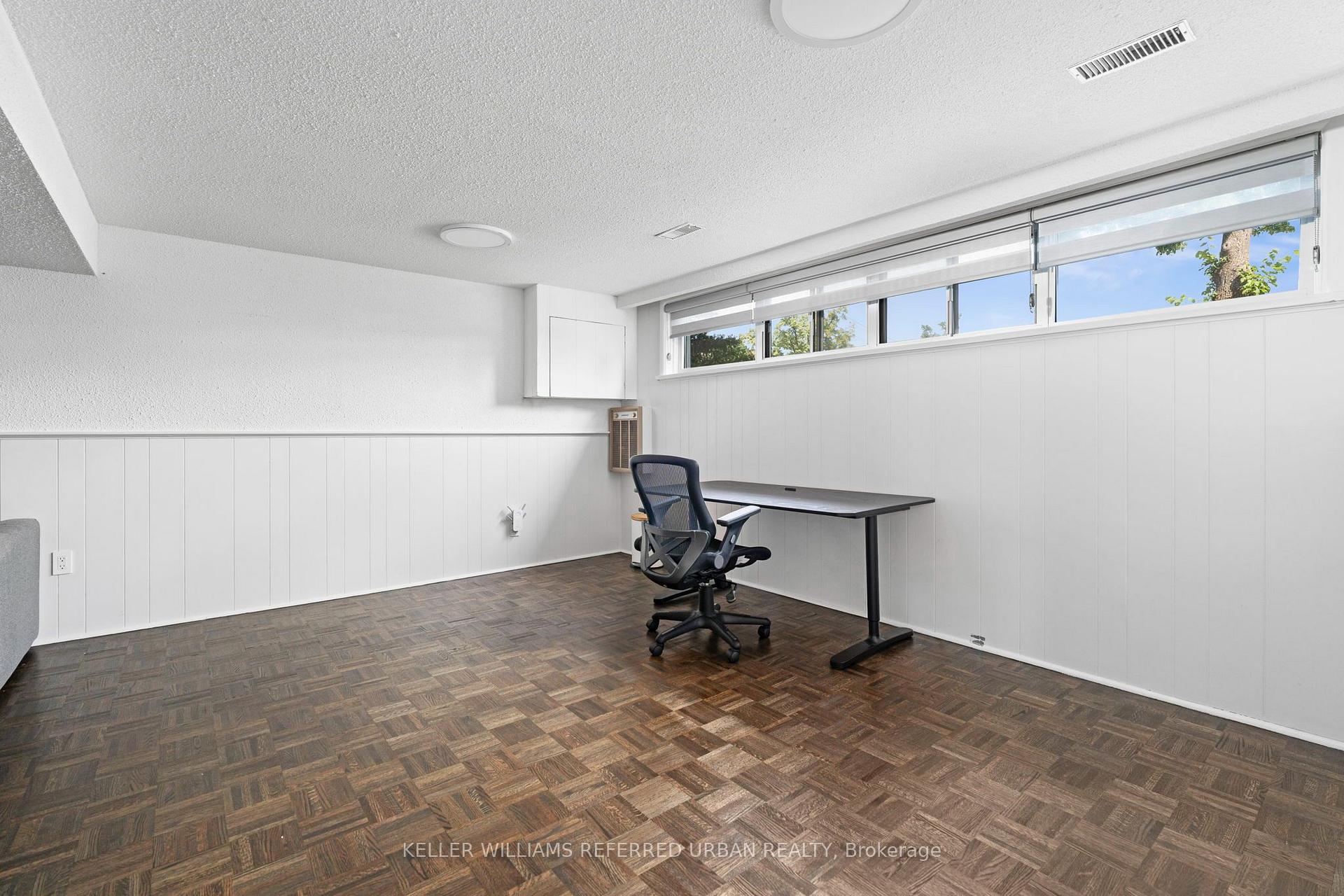 Photo 31 of 3 Brancaster Court, Etobicoke, Eringate-Centennial-West Deane — HOMEH