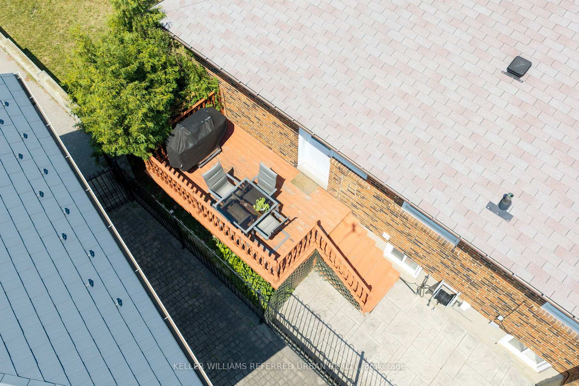 Photo 37 of 3 Brancaster Court, Etobicoke, Eringate-Centennial-West Deane — HOMEH