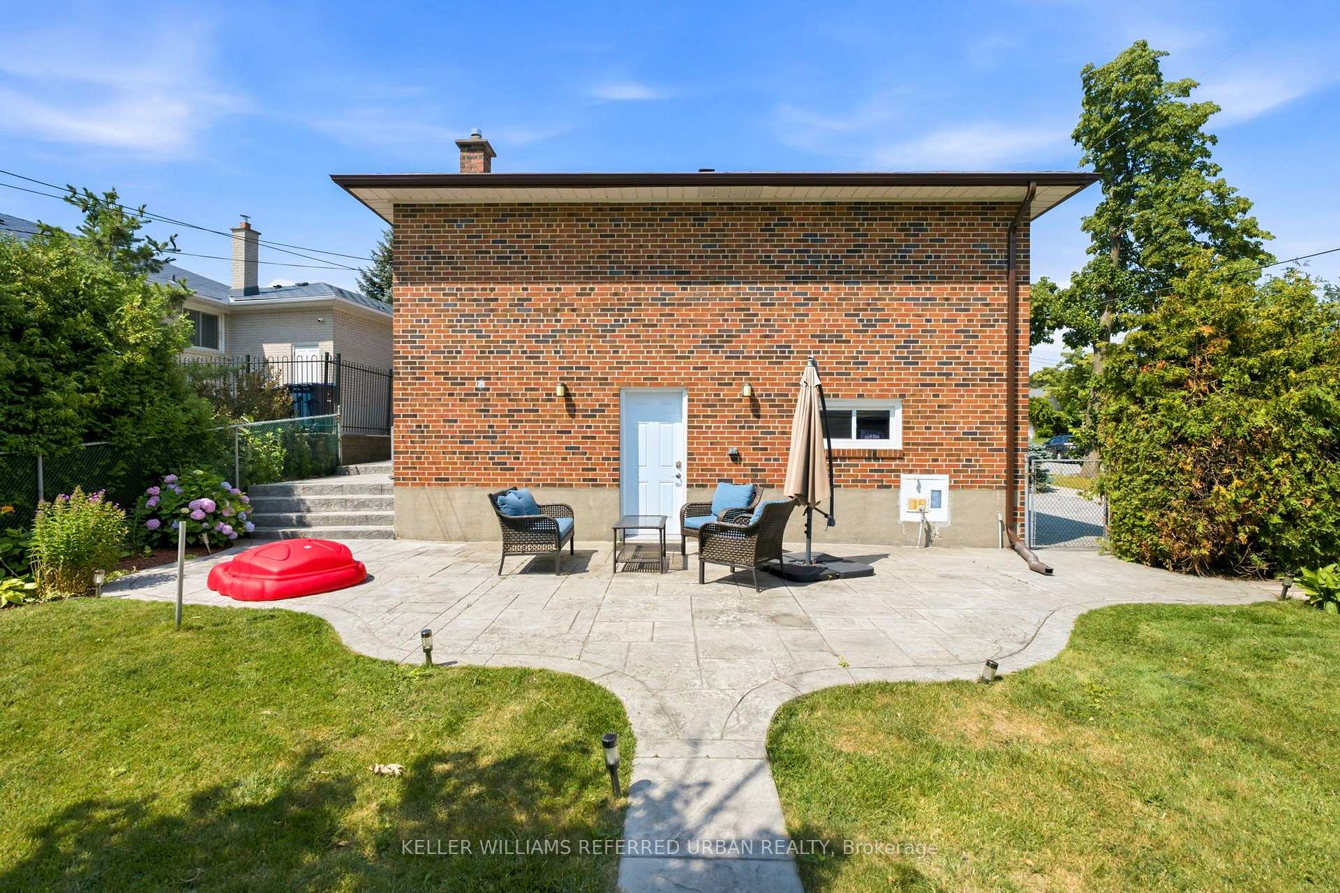 Photo 43 of 3 Brancaster Court, Etobicoke, Eringate-Centennial-West Deane — HOMEH