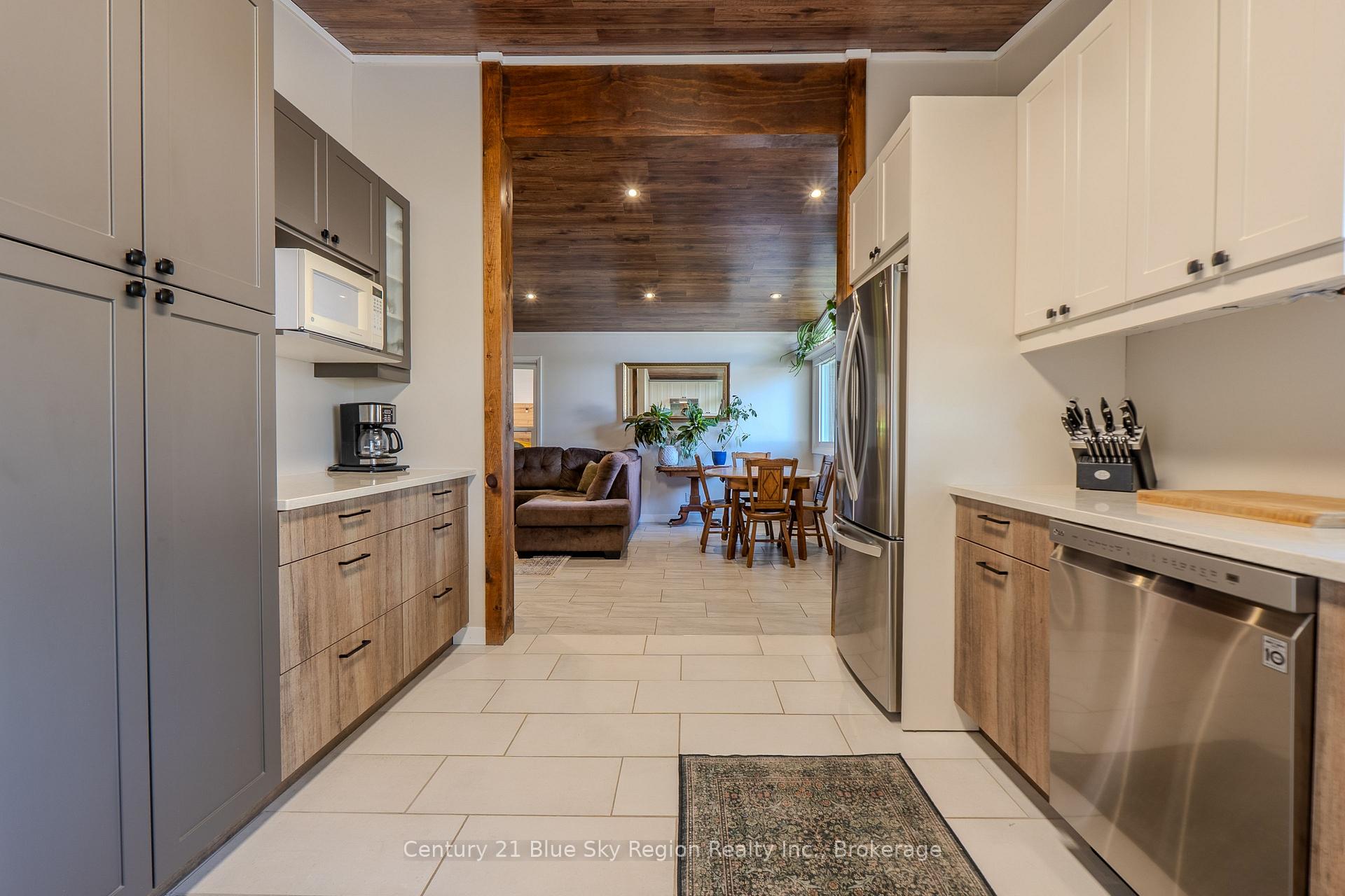 Photo 18 of 1440 Jane Street, North Bay, West End — HOMEH
