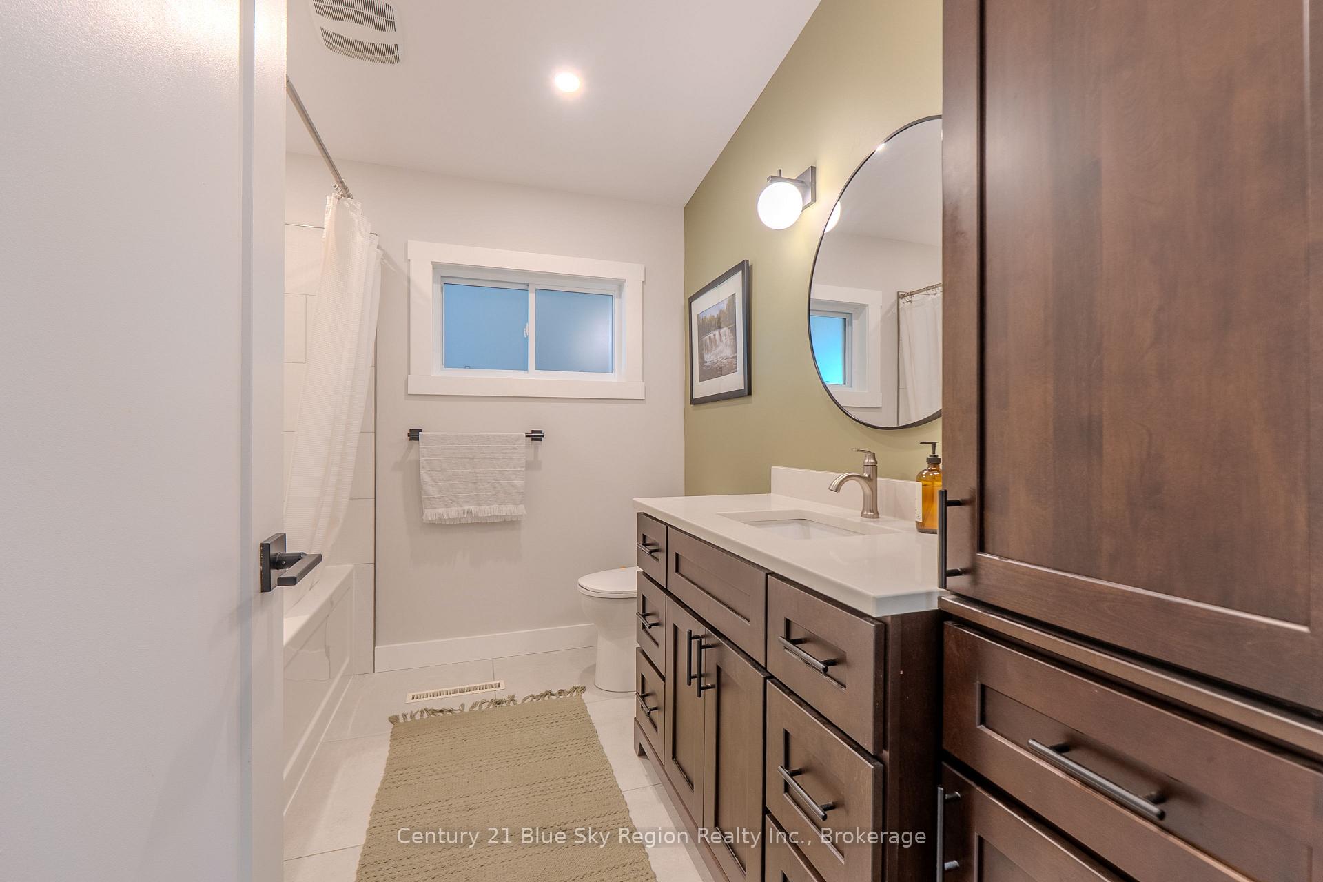 Photo 21 of 1440 Jane Street, North Bay, West End — HOMEH