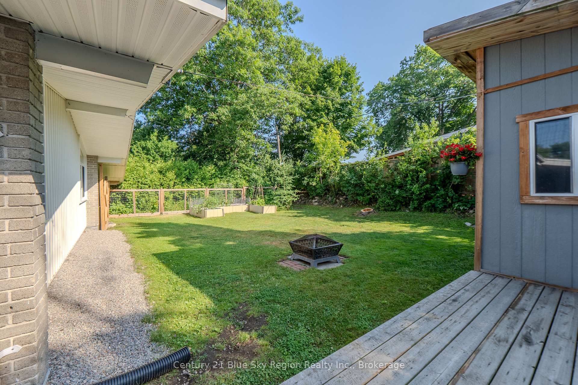 Photo 35 of 1440 Jane Street, North Bay, West End — HOMEH