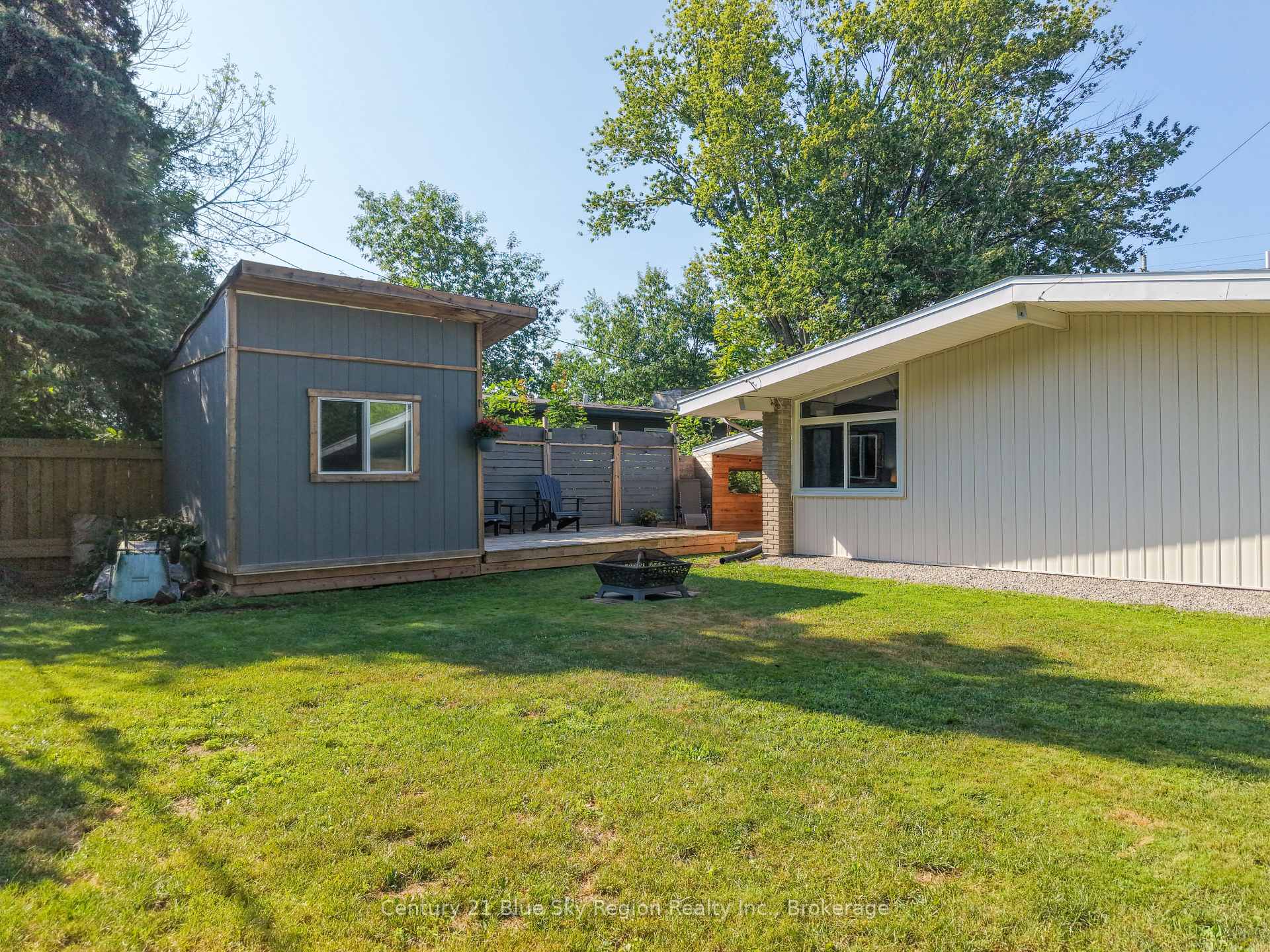 Photo 36 of 1440 Jane Street, North Bay, West End — HOMEH