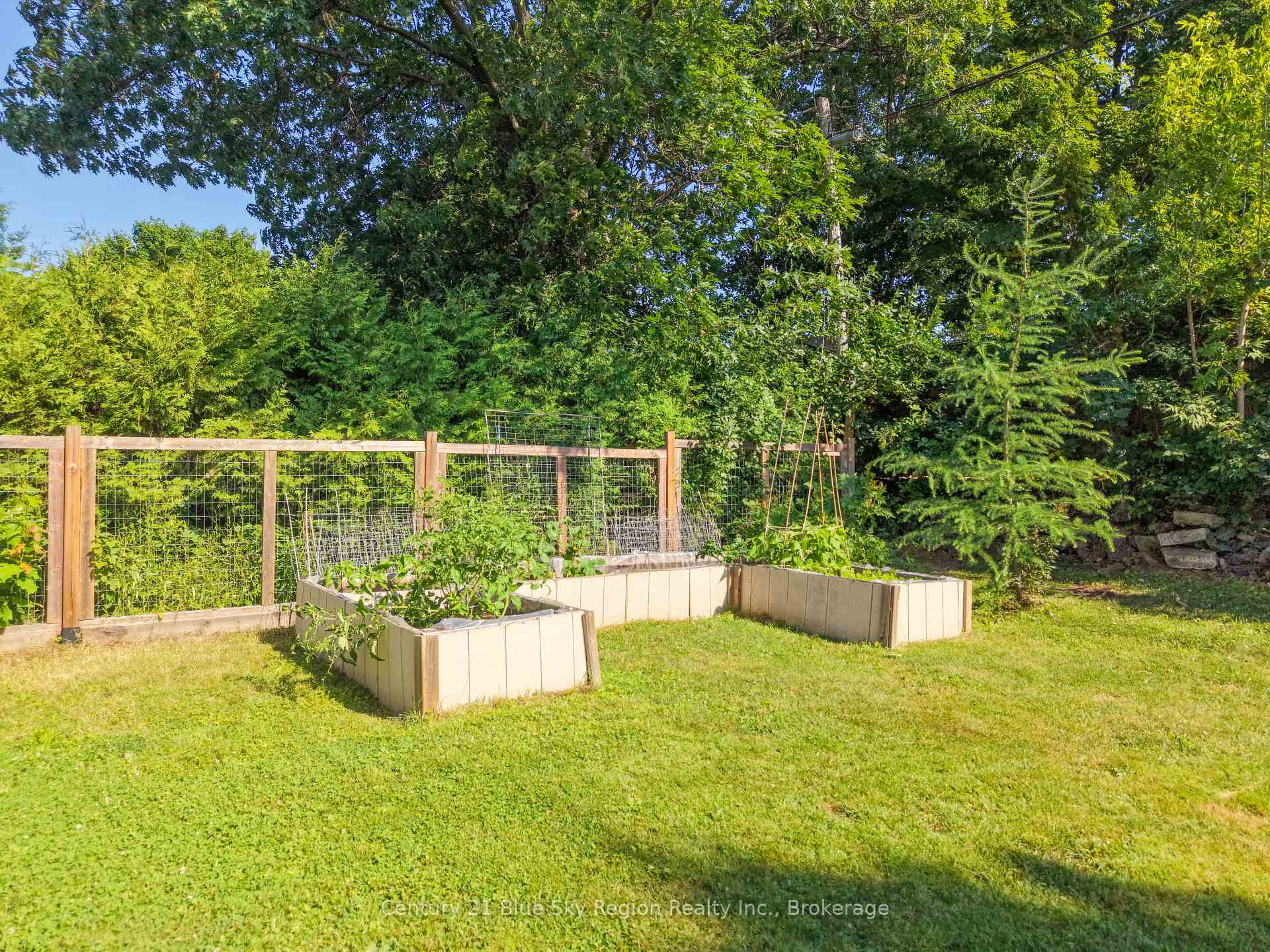 Photo 39 of 1440 Jane Street, North Bay, West End — HOMEH