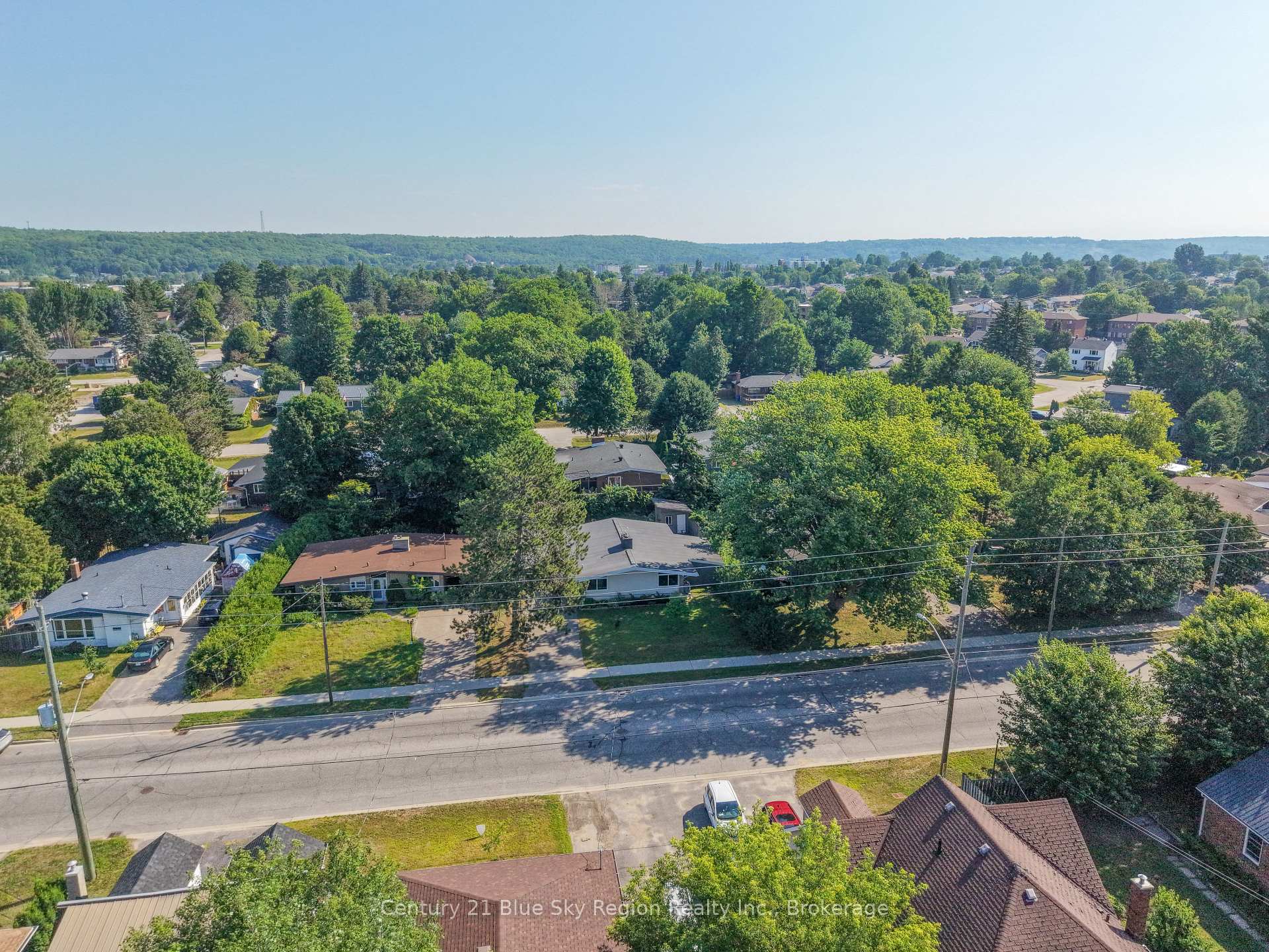 Photo 42 of 1440 Jane Street, North Bay, West End — HOMEH