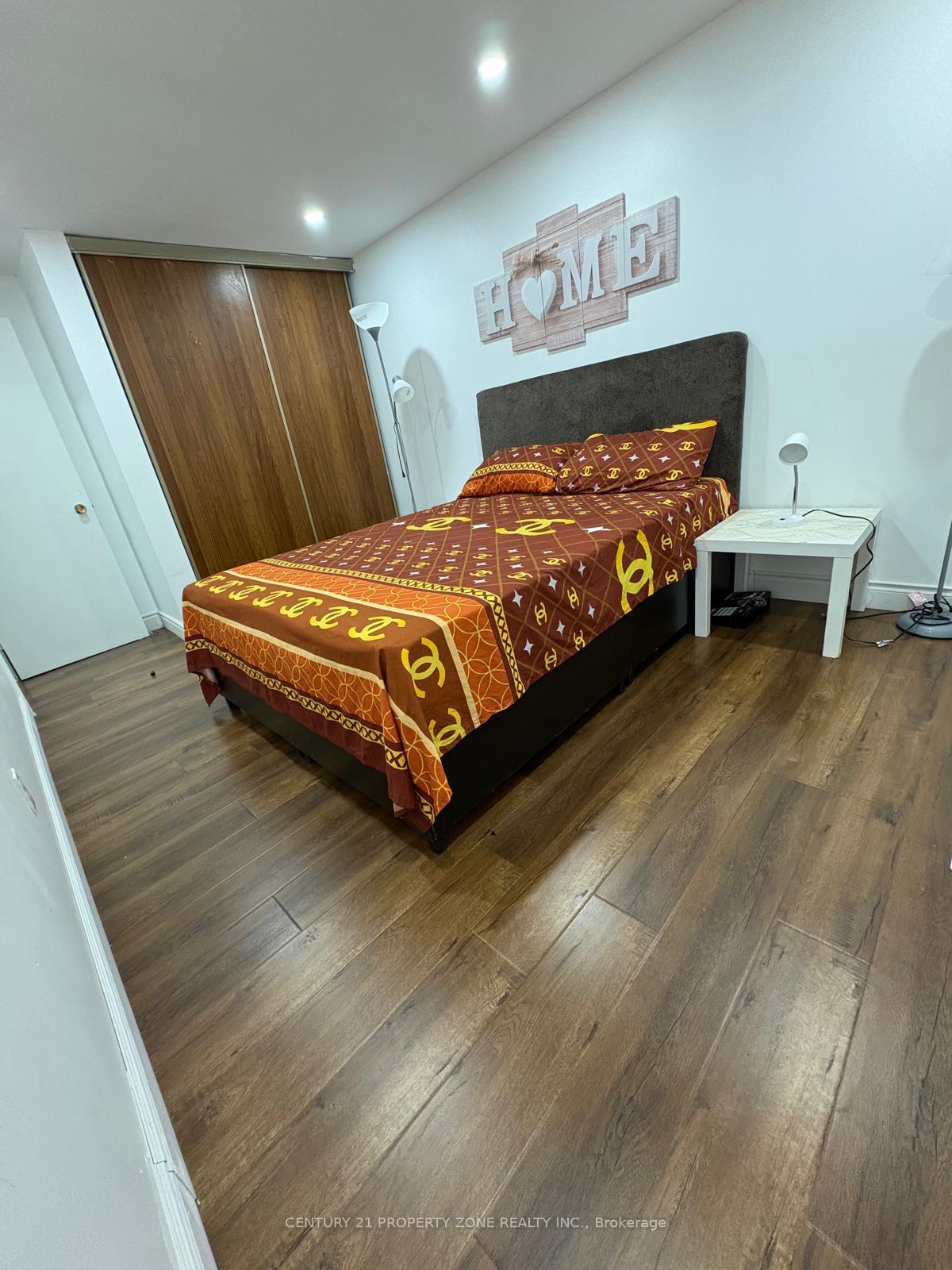 Photo 23 of 244 Royal Salisbury Way, Brampton, Madoc — HOMEH