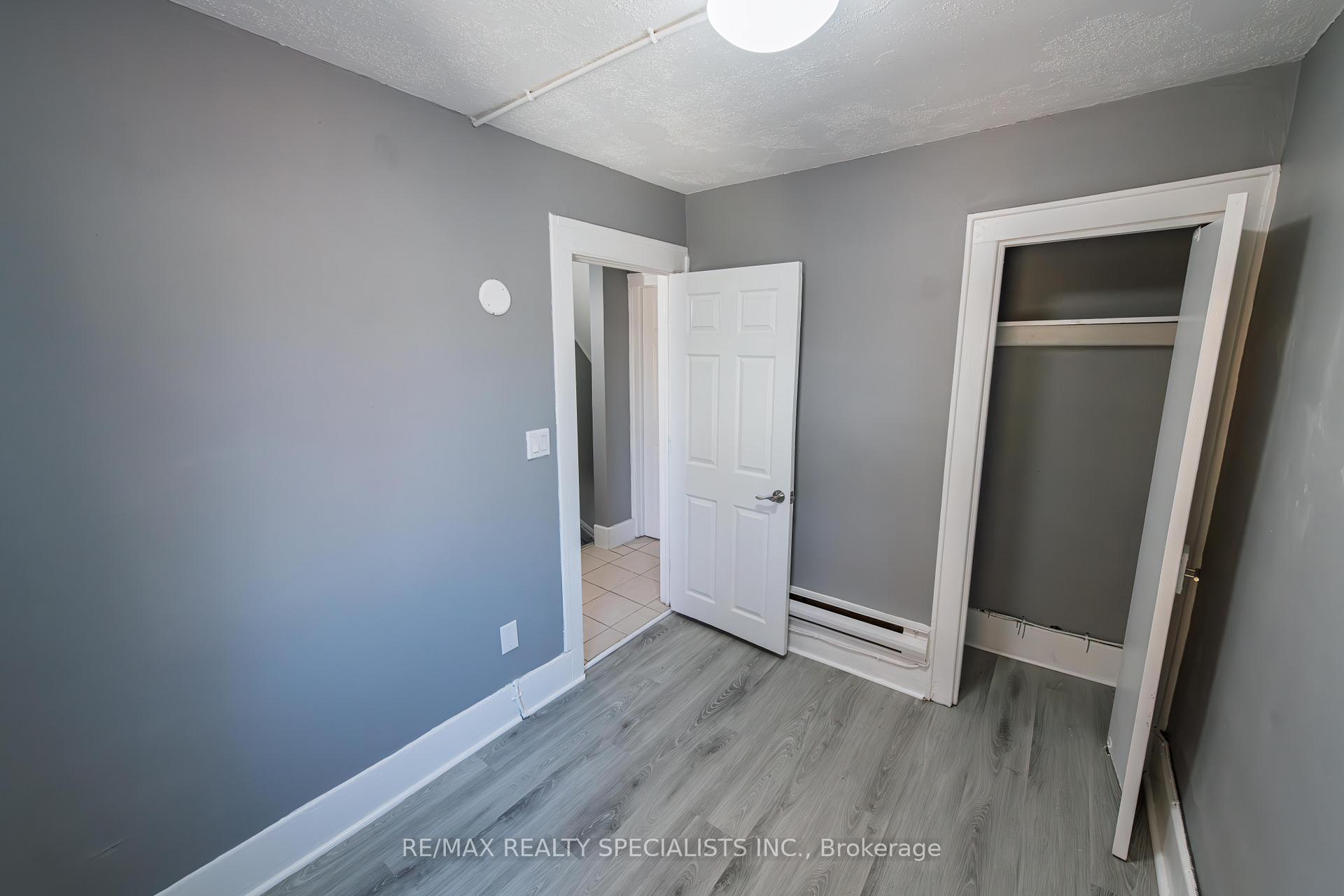 Photo 11 of 332 Elm Avenue, Windsor — HOMEH
