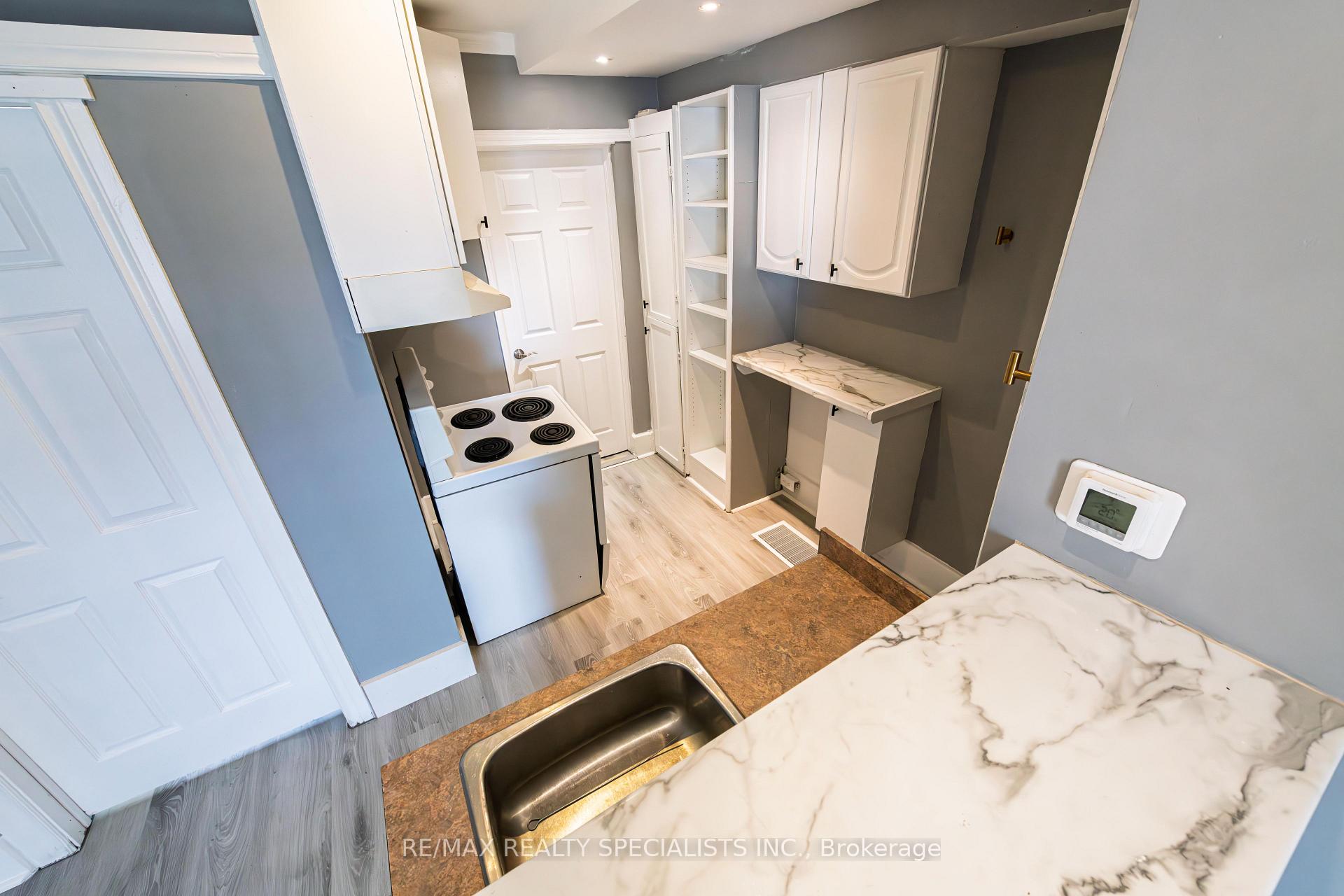 Photo 22 of 332 Elm Avenue, Windsor — HOMEH