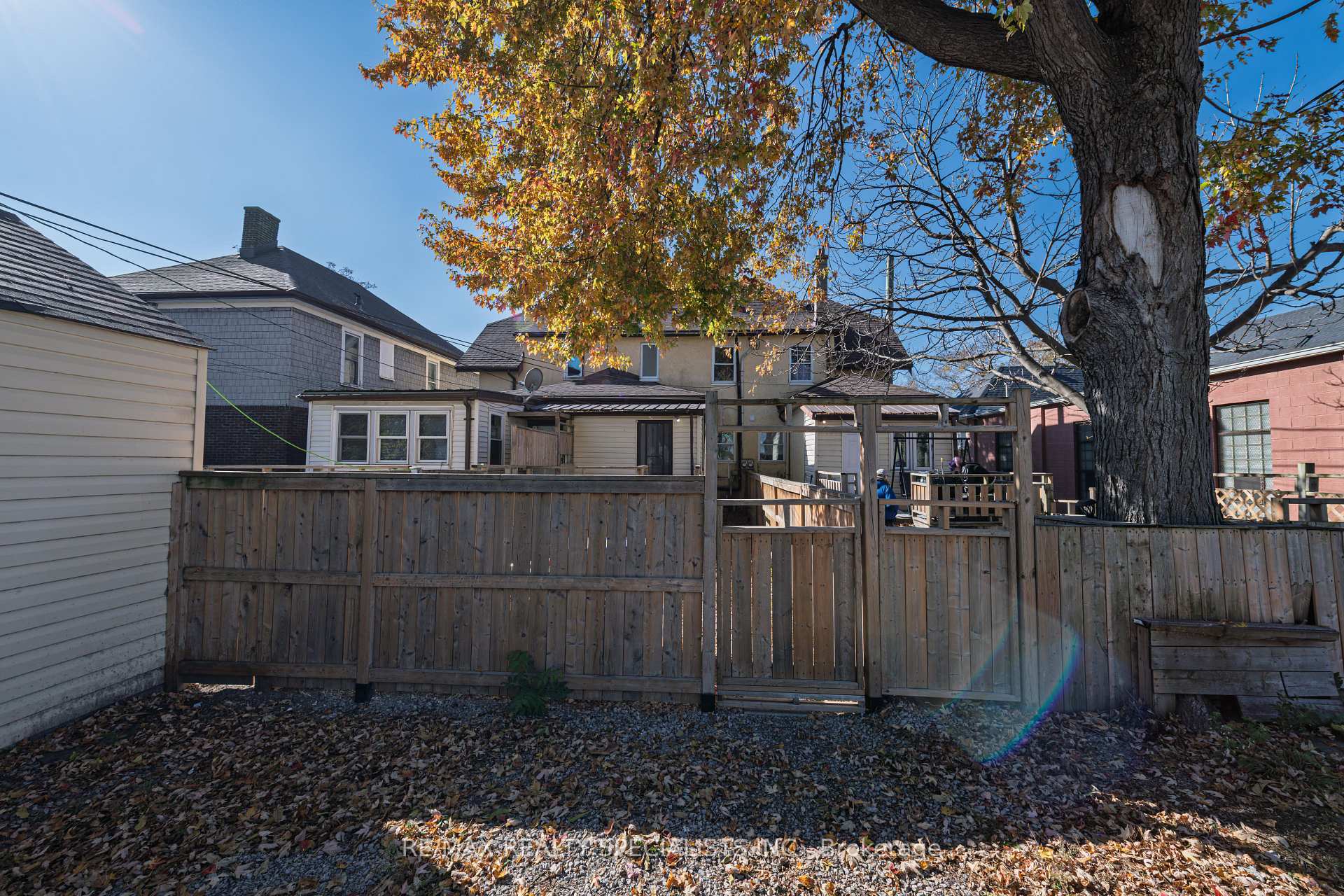 Photo 32 of 332 Elm Avenue, Windsor — HOMEH