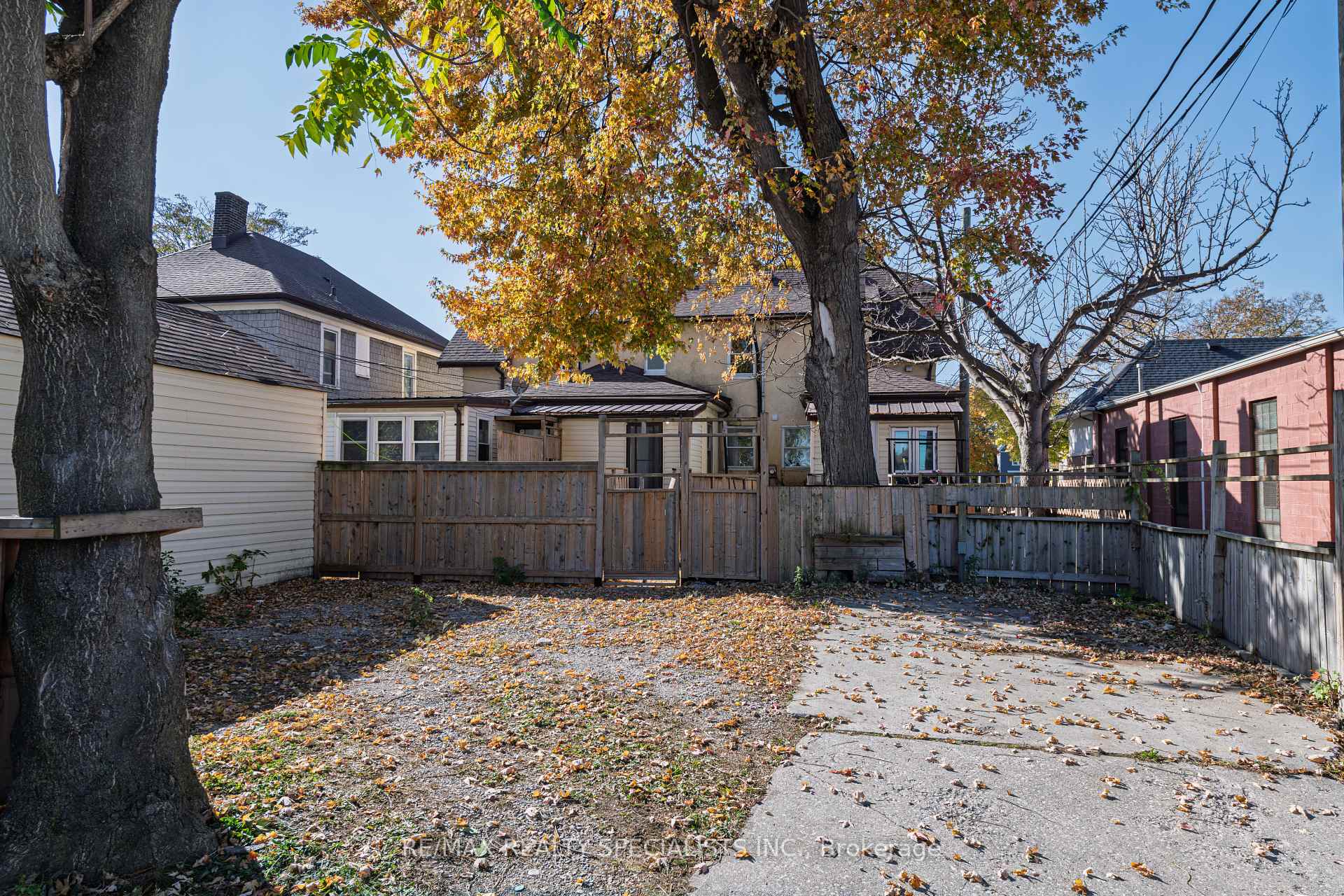 Photo 33 of 332 Elm Avenue, Windsor — HOMEH