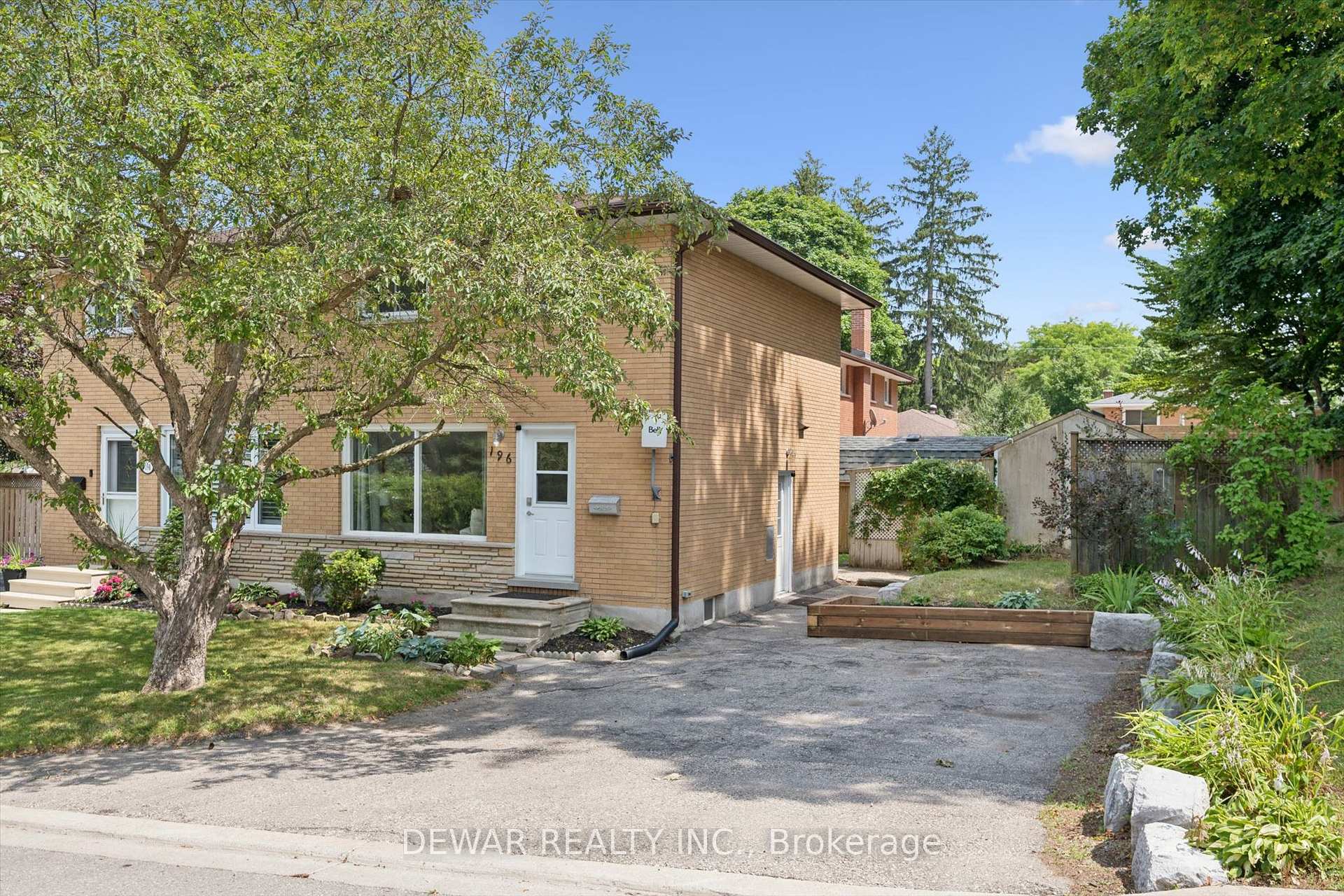 Photo 2 of 196 Walker Street, Cambridge, Hespeler Village — HOMEH