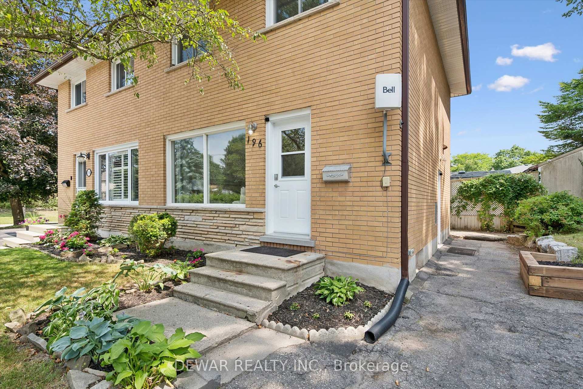 Photo 4 of 196 Walker Street, Cambridge, Hespeler Village — HOMEH