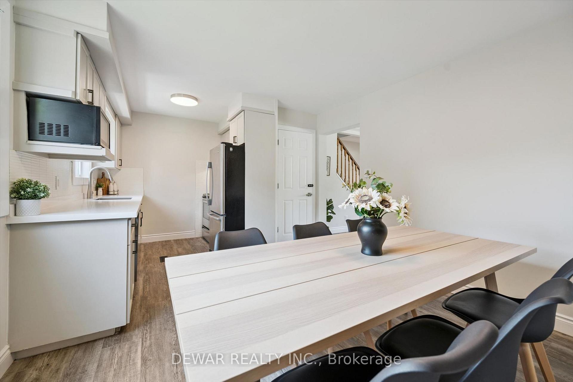 Photo 11 of 196 Walker Street, Cambridge, Hespeler Village — HOMEH