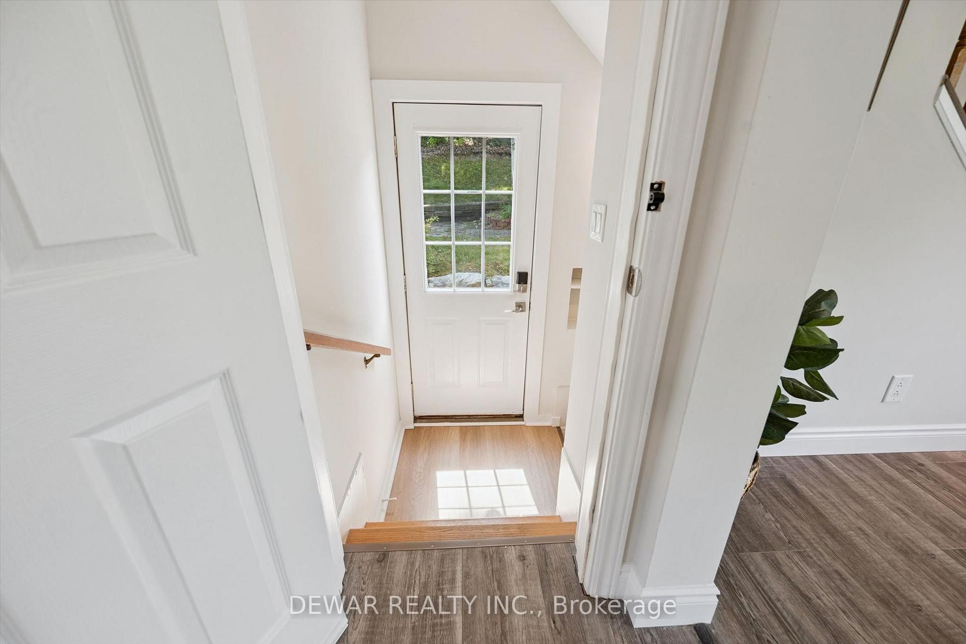 Photo 24 of 196 Walker Street, Cambridge, Hespeler Village — HOMEH