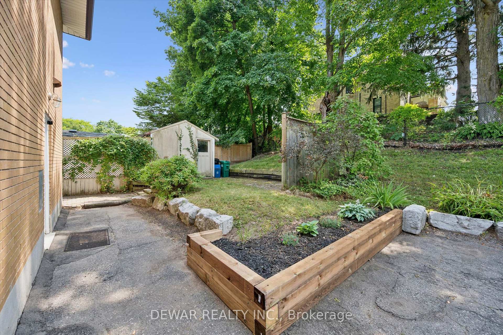 Photo 35 of 196 Walker Street, Cambridge, Hespeler Village — HOMEH