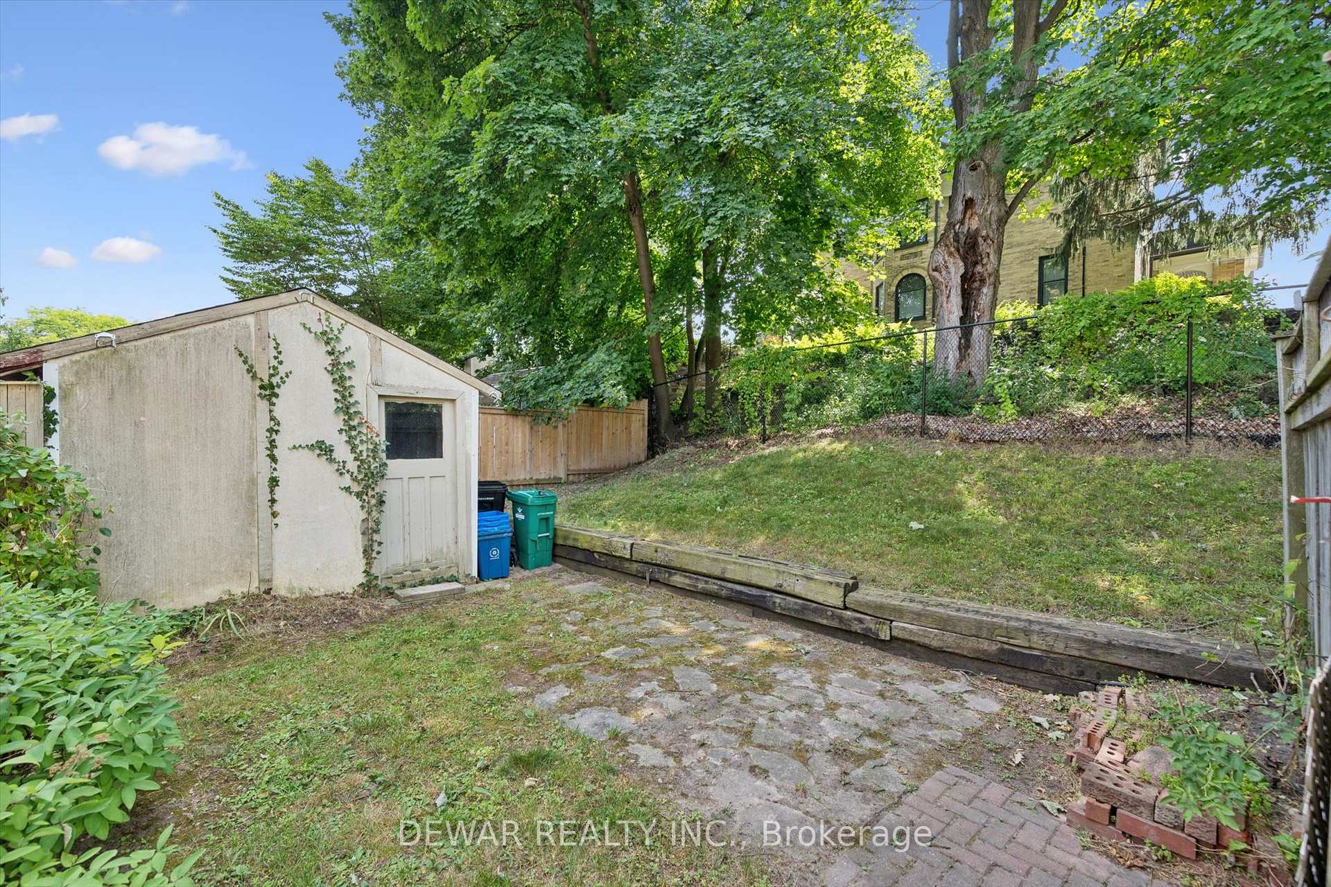 Photo 36 of 196 Walker Street, Cambridge, Hespeler Village — HOMEH