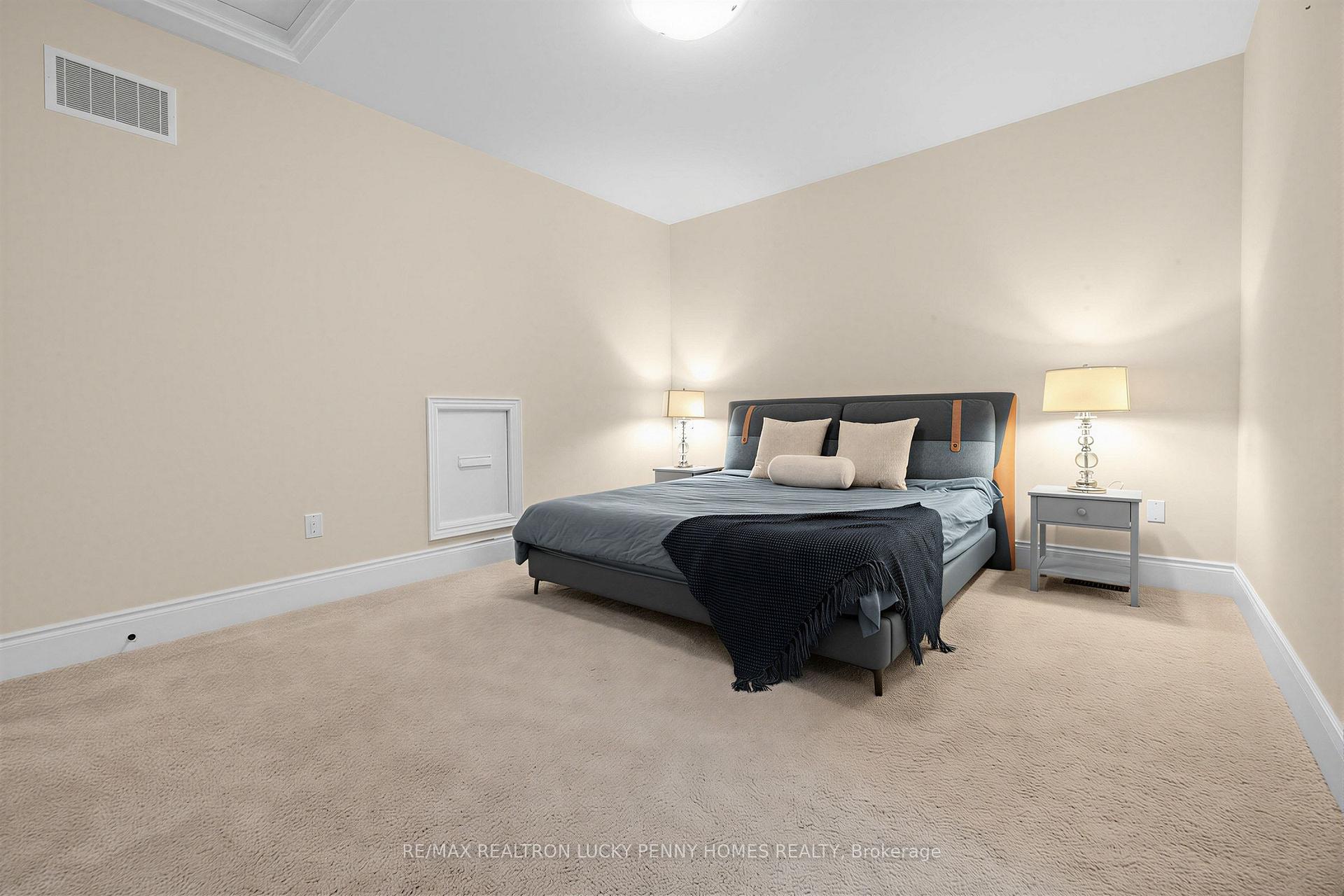 Photo 29 of 15 Tralee Court, Markham, Angus Glen — HOMEH