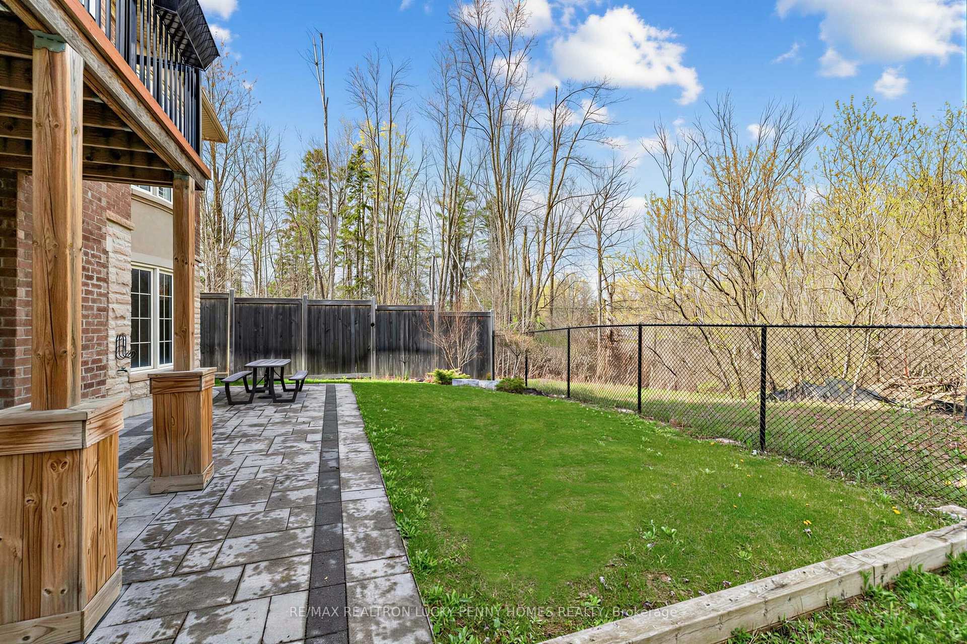 Photo 37 of 15 Tralee Court, Markham, Angus Glen — HOMEH