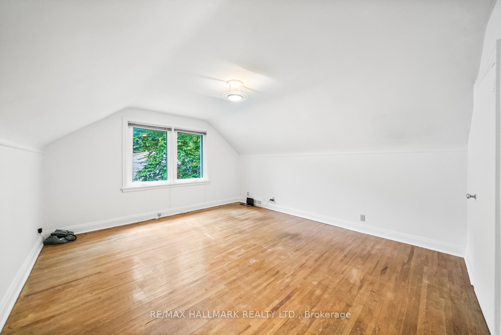 Photo 30 of 344 Spring Garden Avenue, North York, Willowdale East — HOMEH