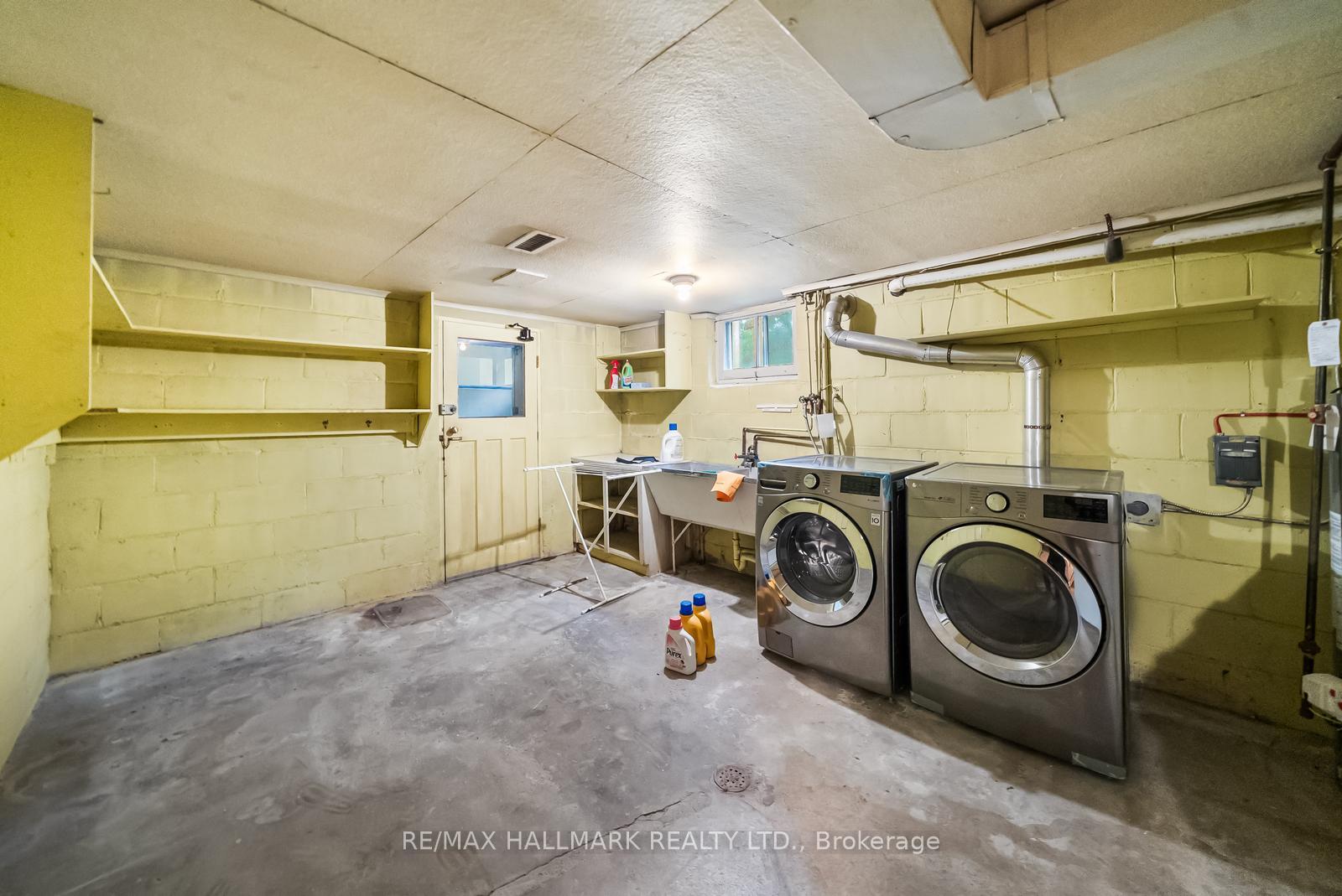 Photo 35 of 344 Spring Garden Avenue, North York, Willowdale East — HOMEH