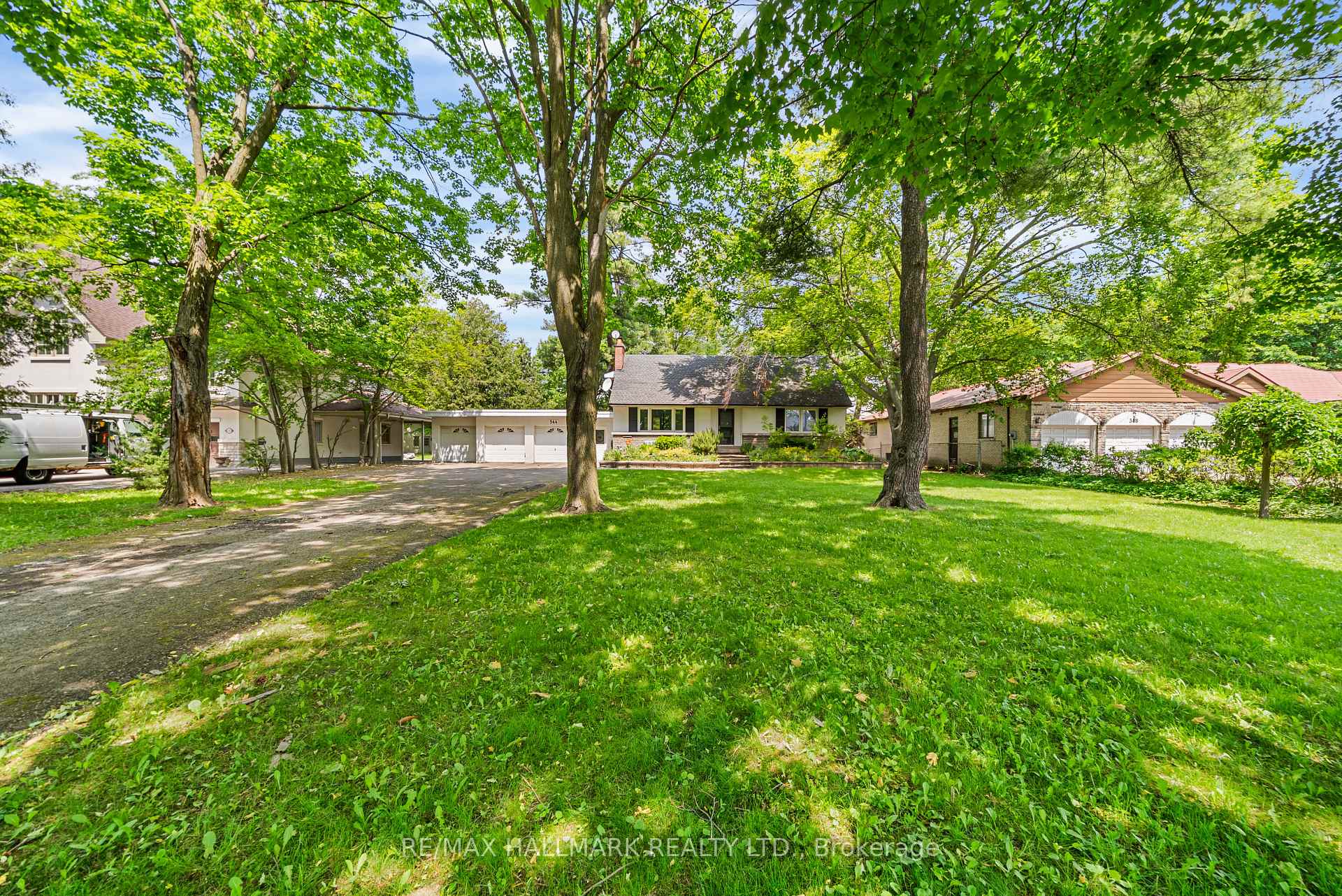 Photo 43 of 344 Spring Garden Avenue, North York, Willowdale East — HOMEH