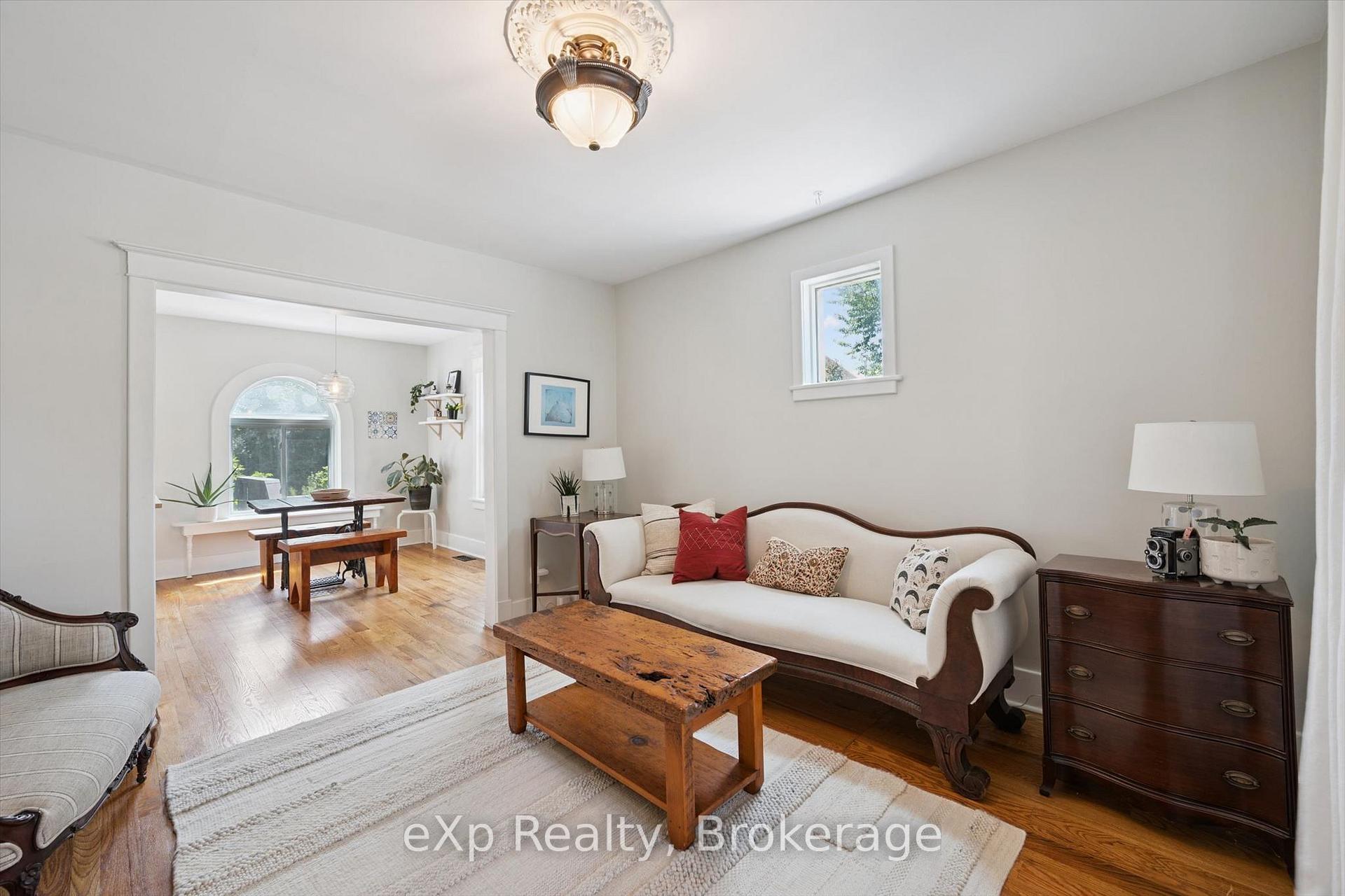 Photo 18 of 131 Surrey Street E, Guelph, Downtown — HOMEH