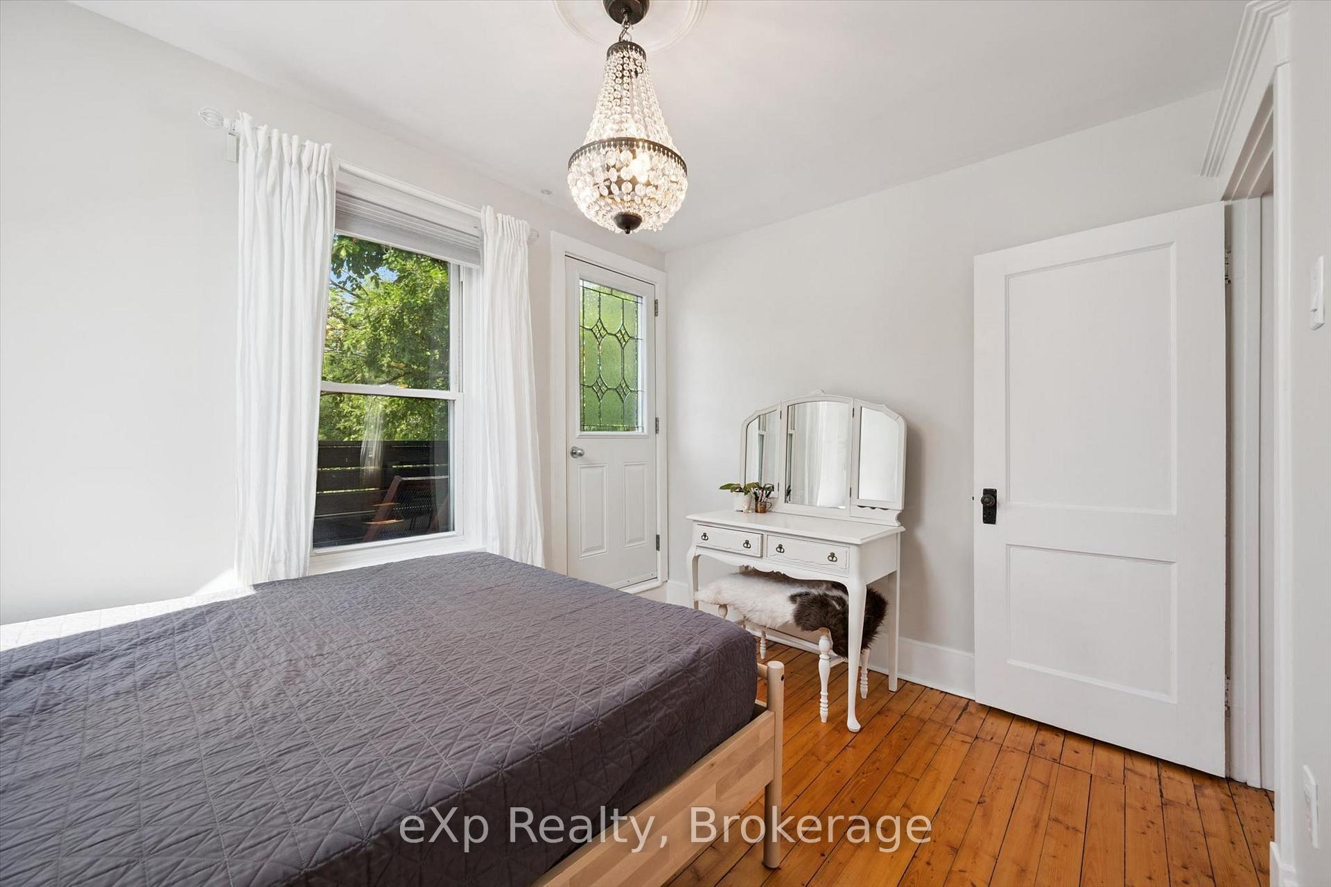 Photo 26 of 131 Surrey Street E, Guelph, Downtown — HOMEH