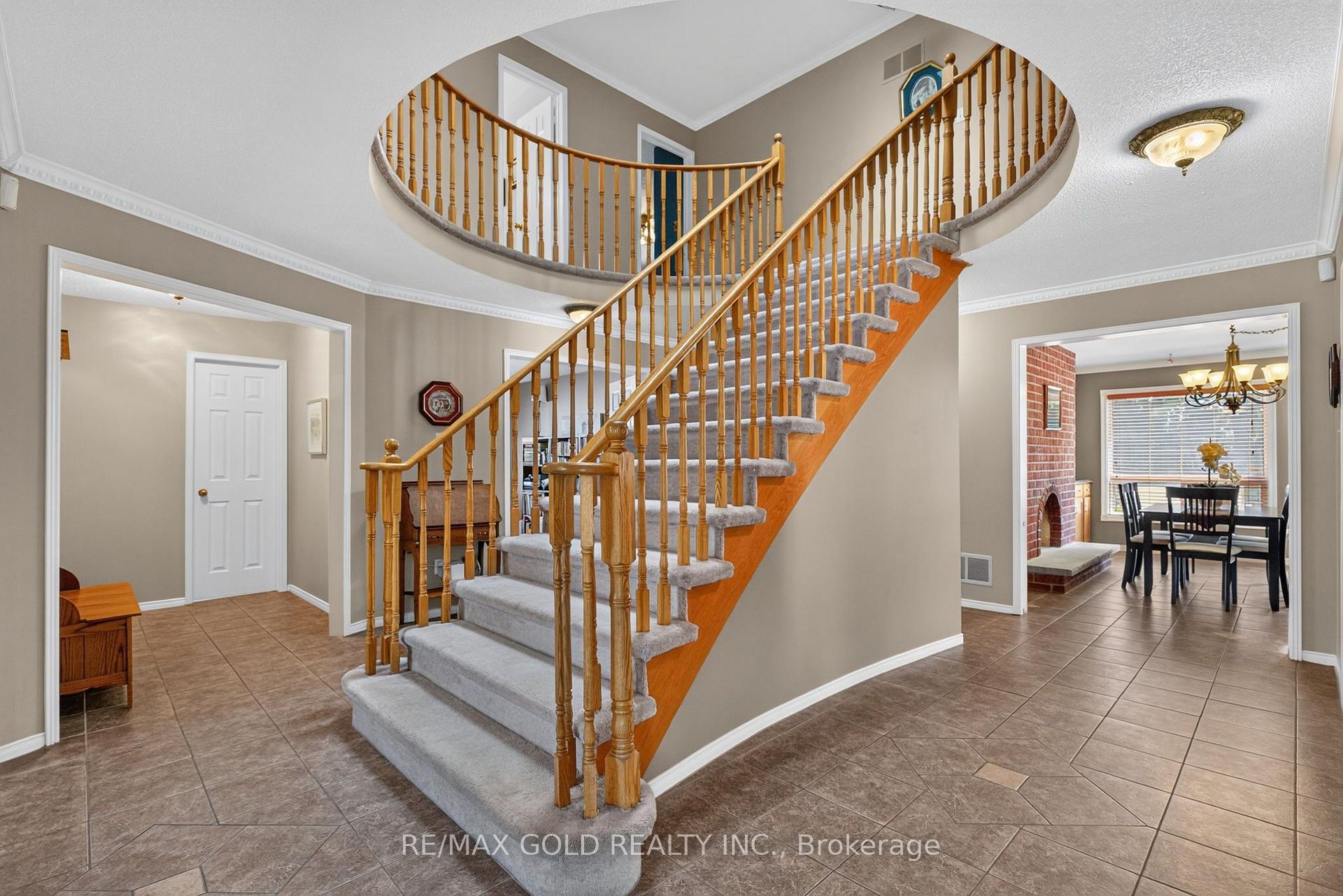 Photo 20 of 40 Shadywood Road, Brampton, Snelgrove — HOMEH