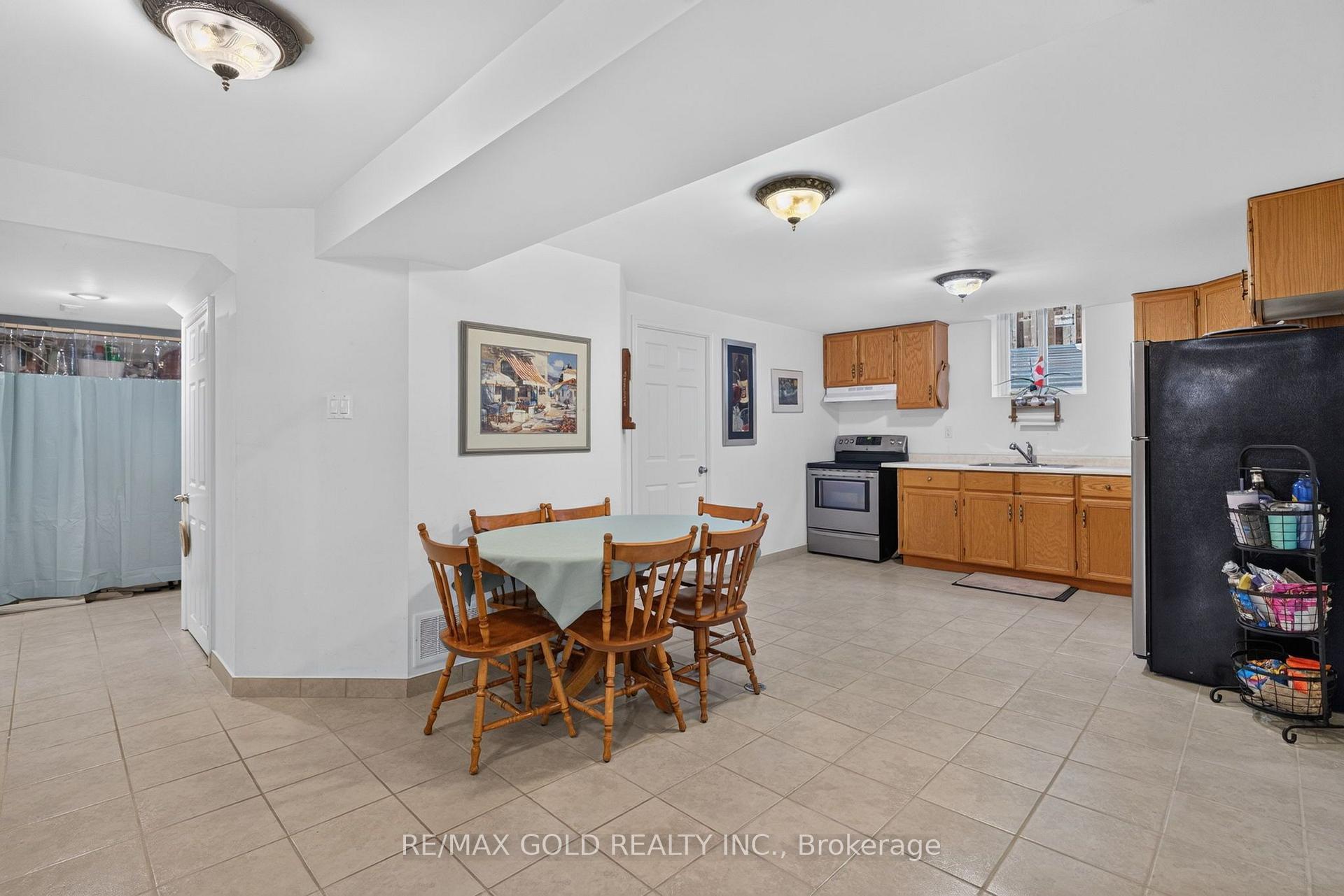 Photo 46 of 40 Shadywood Road, Brampton, Snelgrove — HOMEH