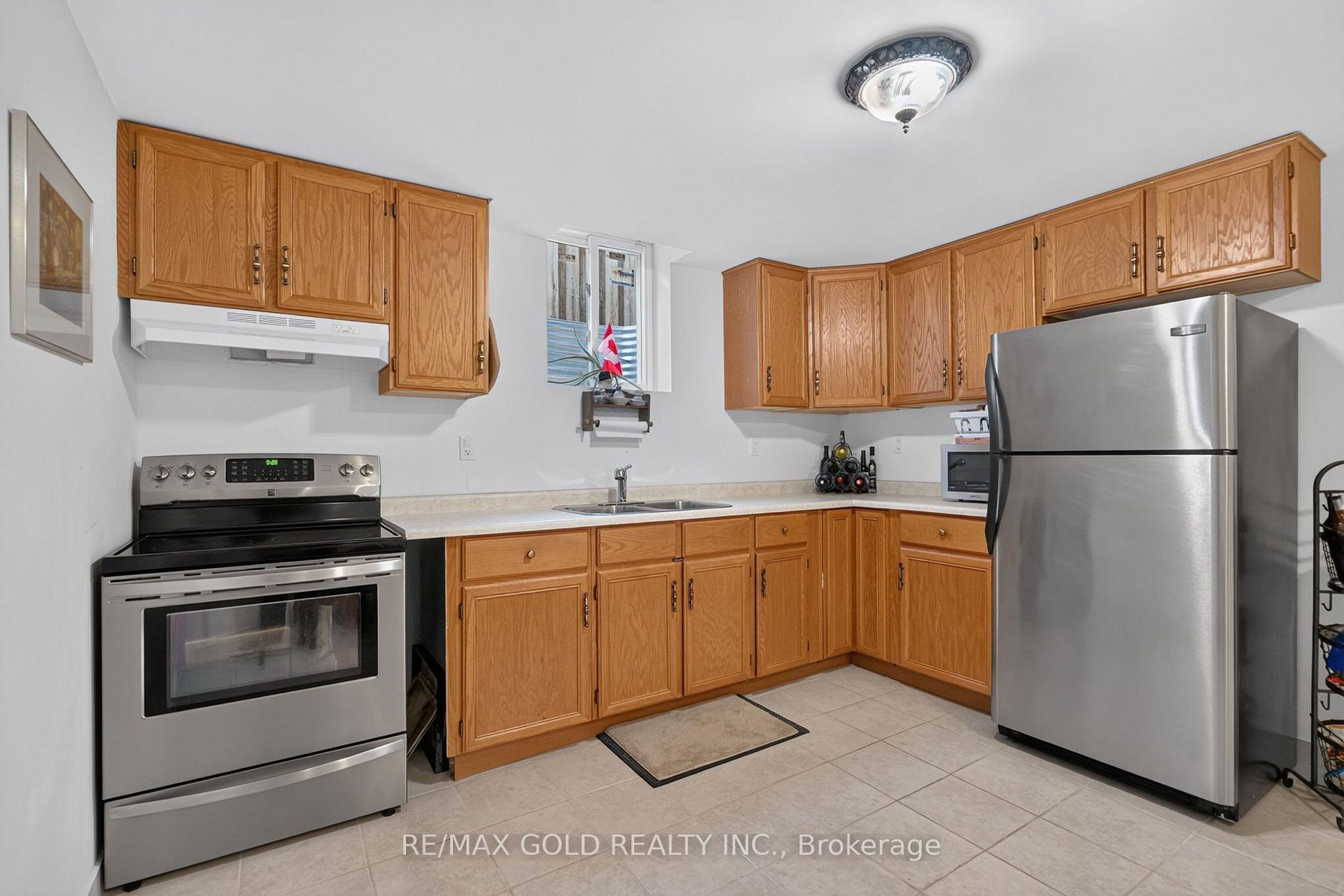Photo 48 of 40 Shadywood Road, Brampton, Snelgrove — HOMEH