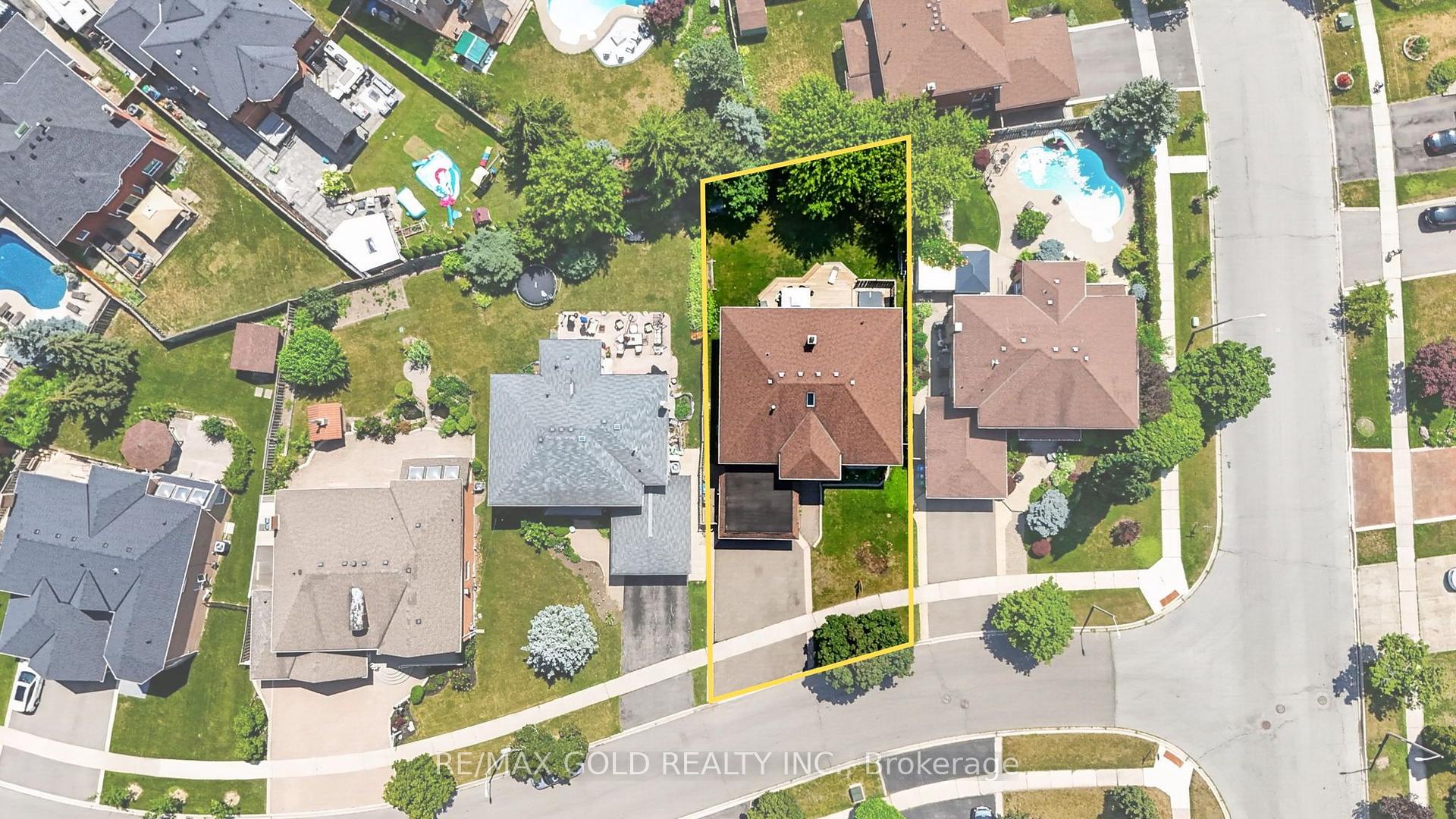 Photo 53 of 40 Shadywood Road, Brampton, Snelgrove — HOMEH