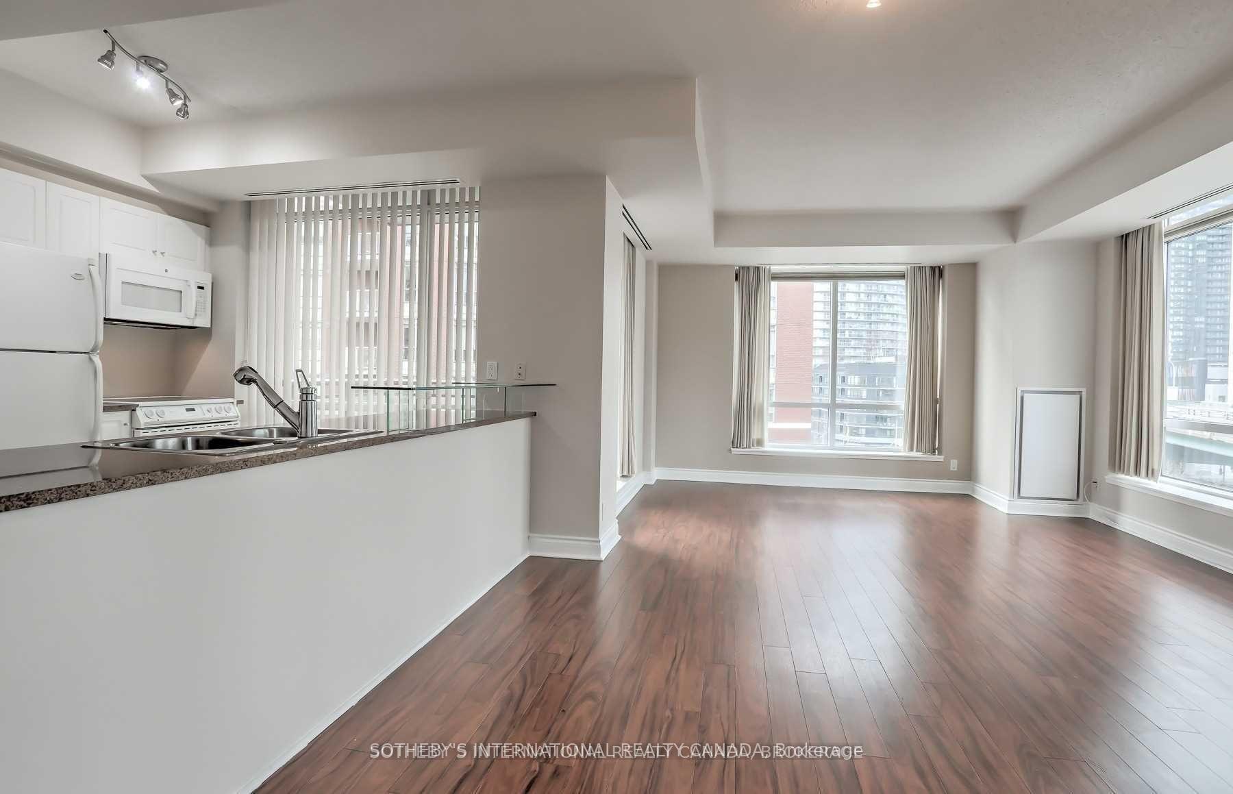 Photo 2 of Unit 610W, 500 Queens Quay W, Toronto, Waterfront Communities — HOMEH