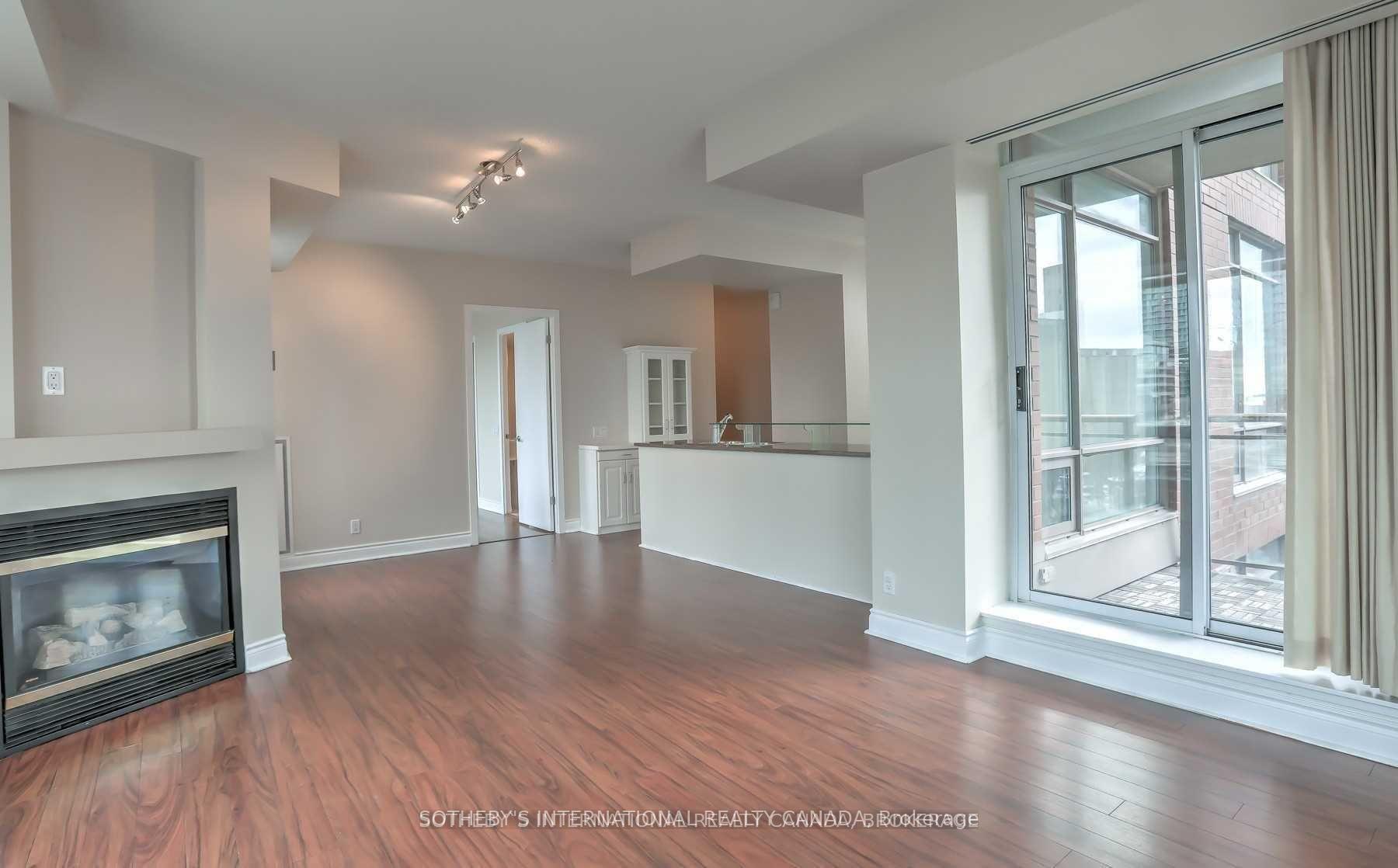 Photo 6 of Unit 610W, 500 Queens Quay W, Toronto, Waterfront Communities — HOMEH