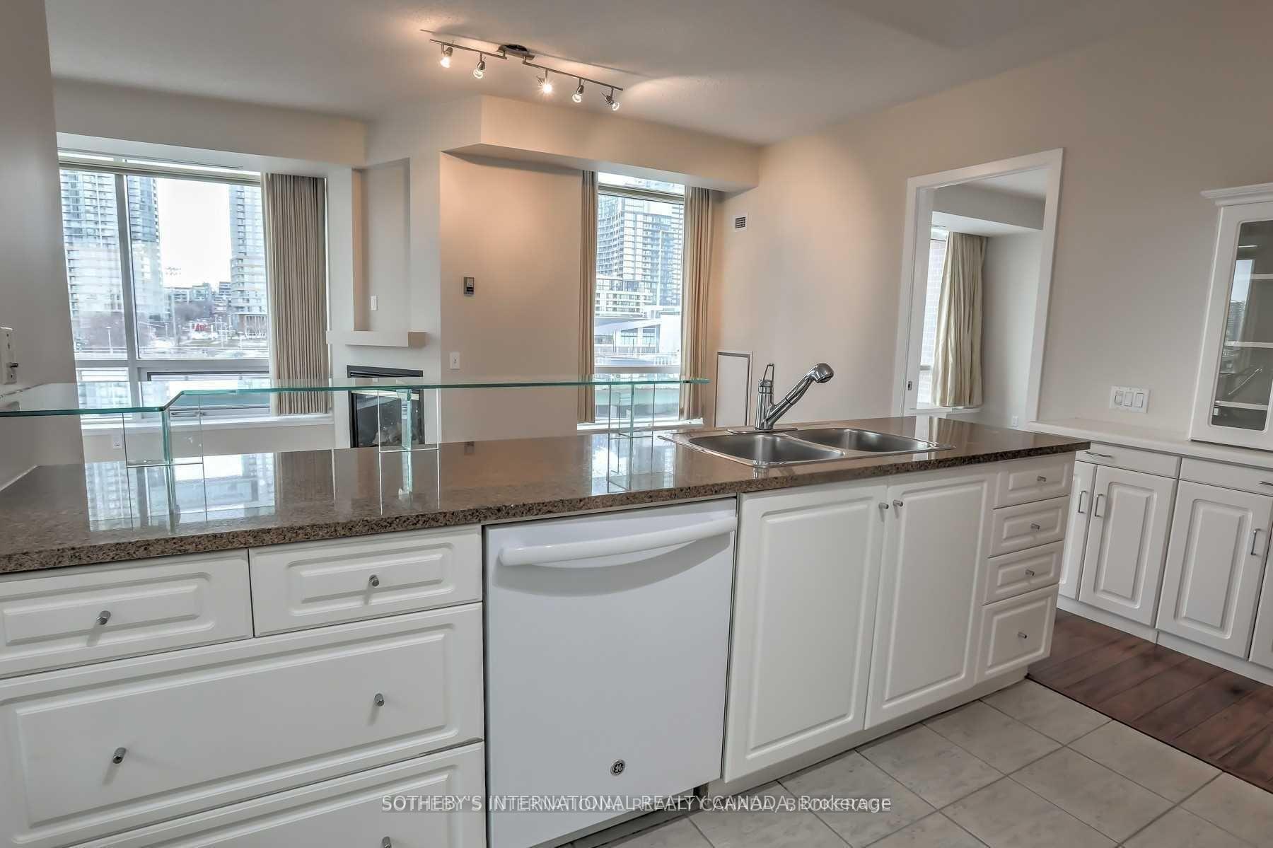 Photo 8 of Unit 610W, 500 Queens Quay W, Toronto, Waterfront Communities — HOMEH